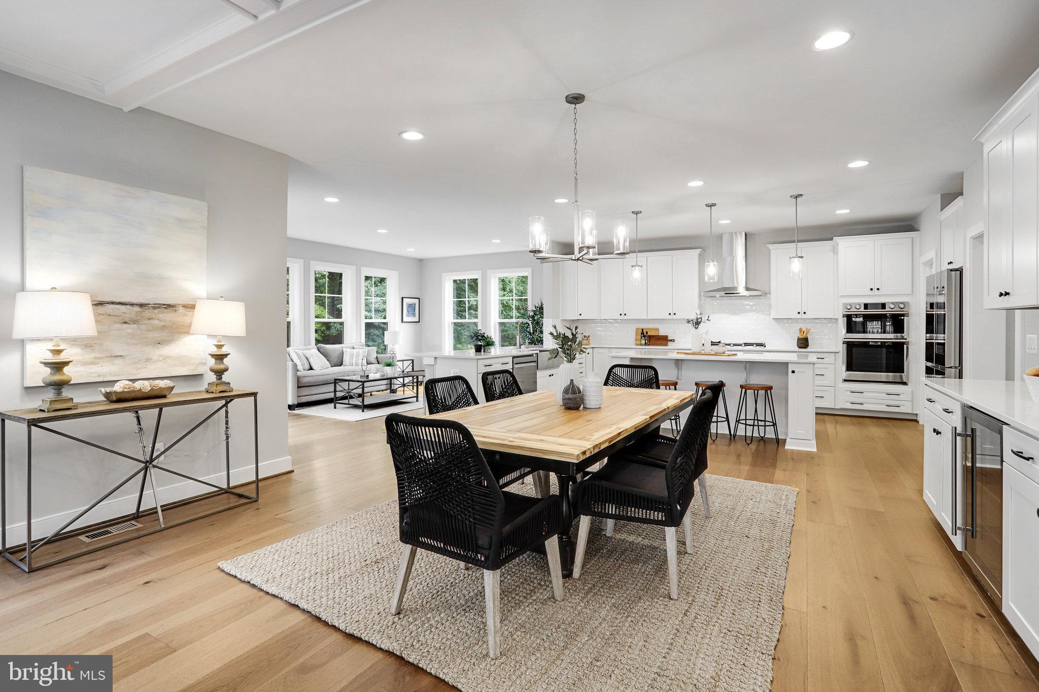 TOWN AND COUNTRY ESTATES - Residential