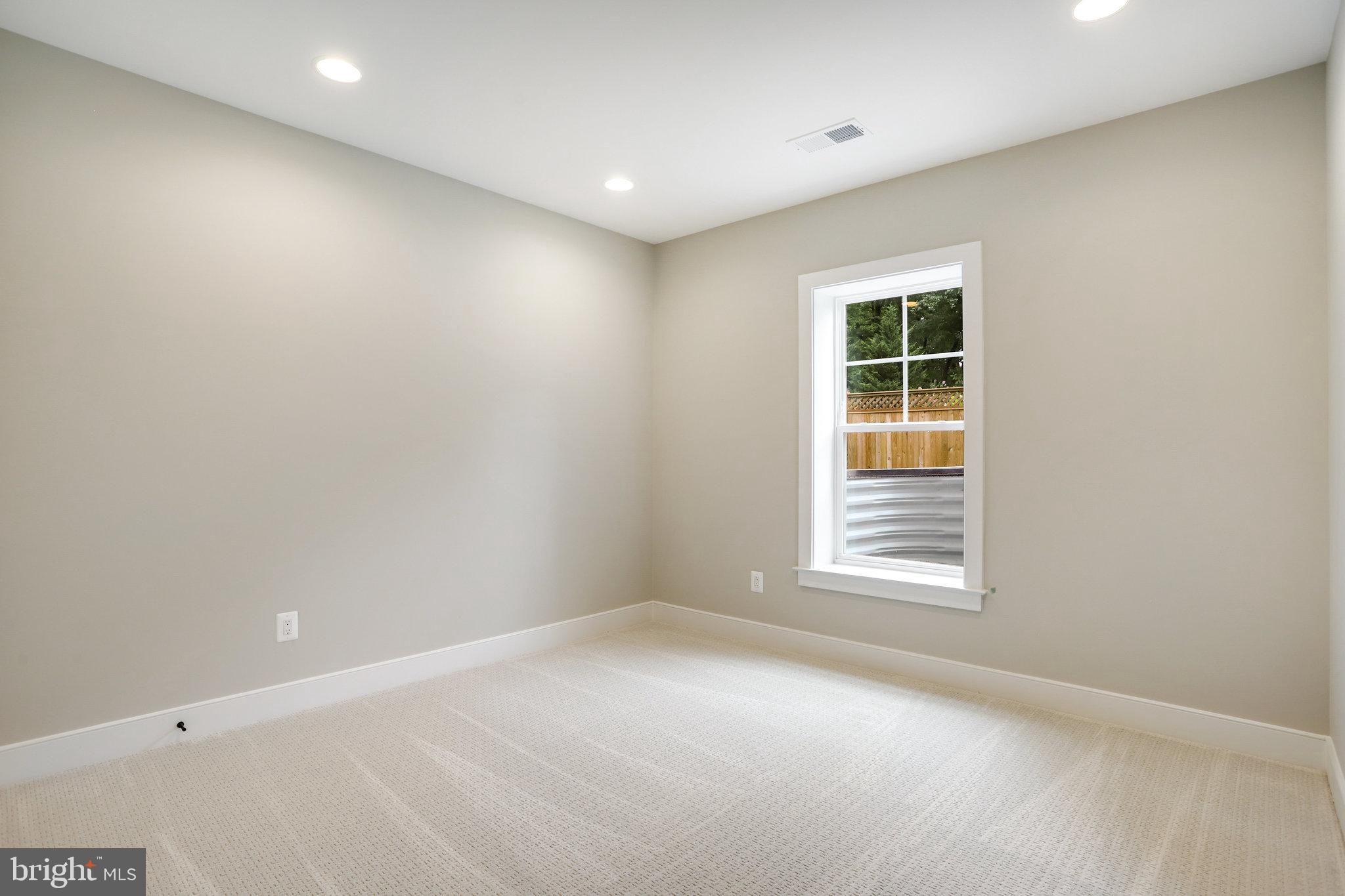 TOWN AND COUNTRY ESTATES - Residential