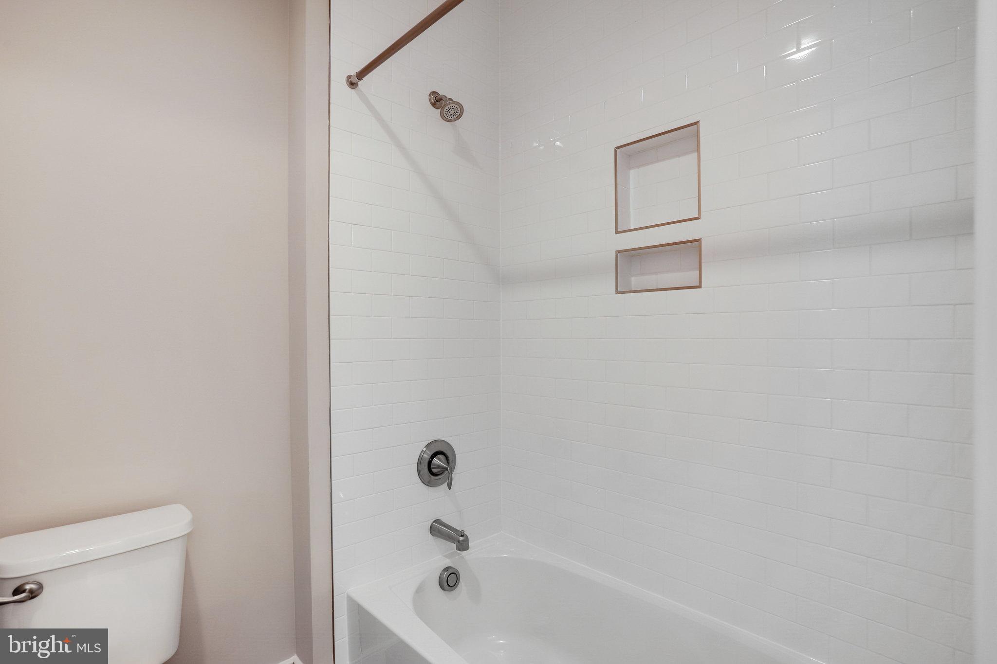 TOWN AND COUNTRY ESTATES - Residential