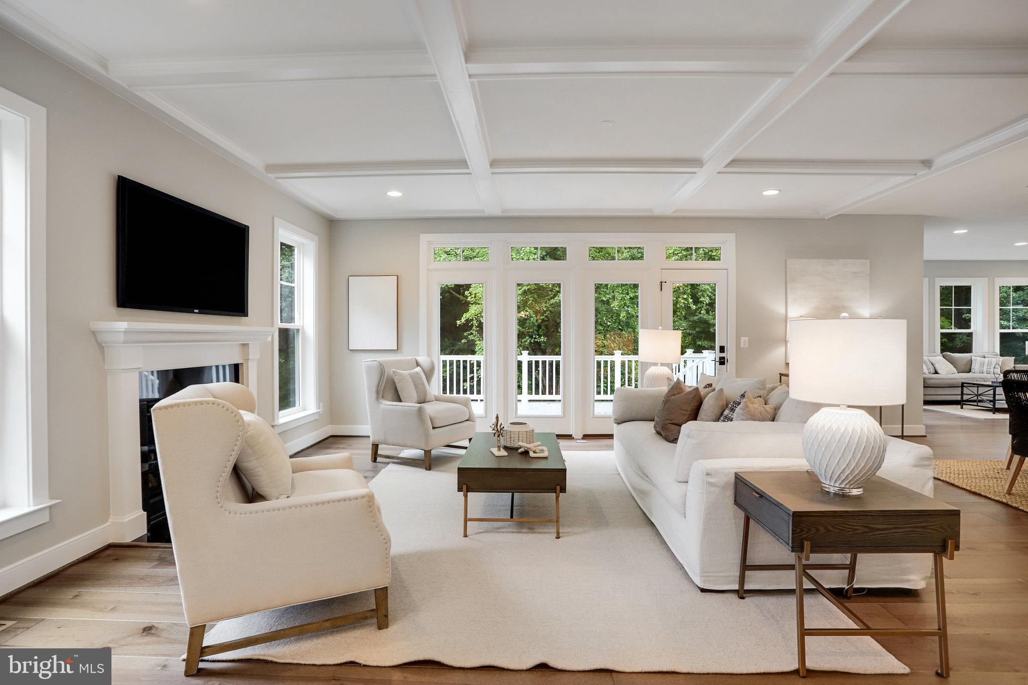 TOWN AND COUNTRY ESTATES - Residential