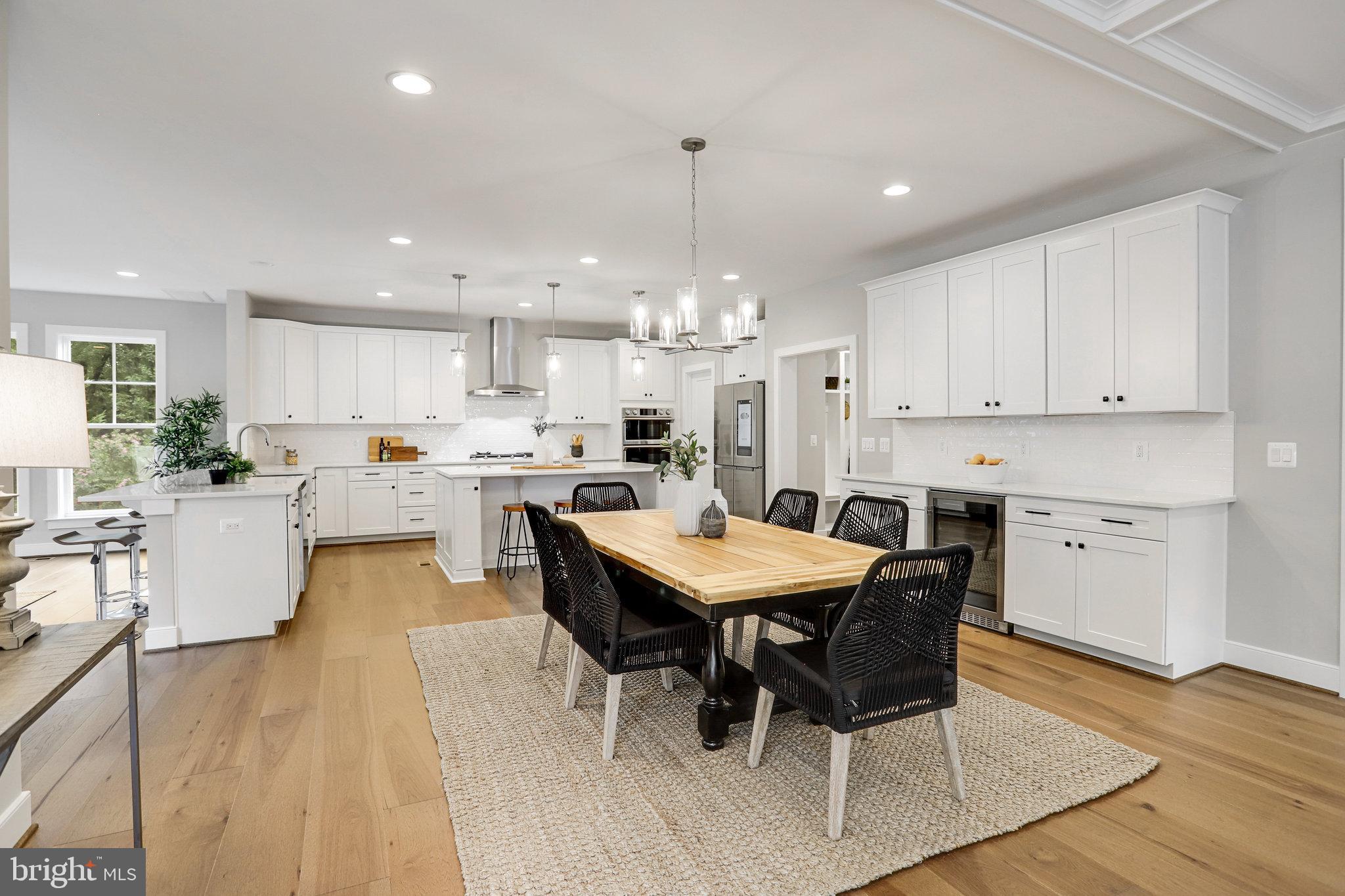 TOWN AND COUNTRY ESTATES - Residential