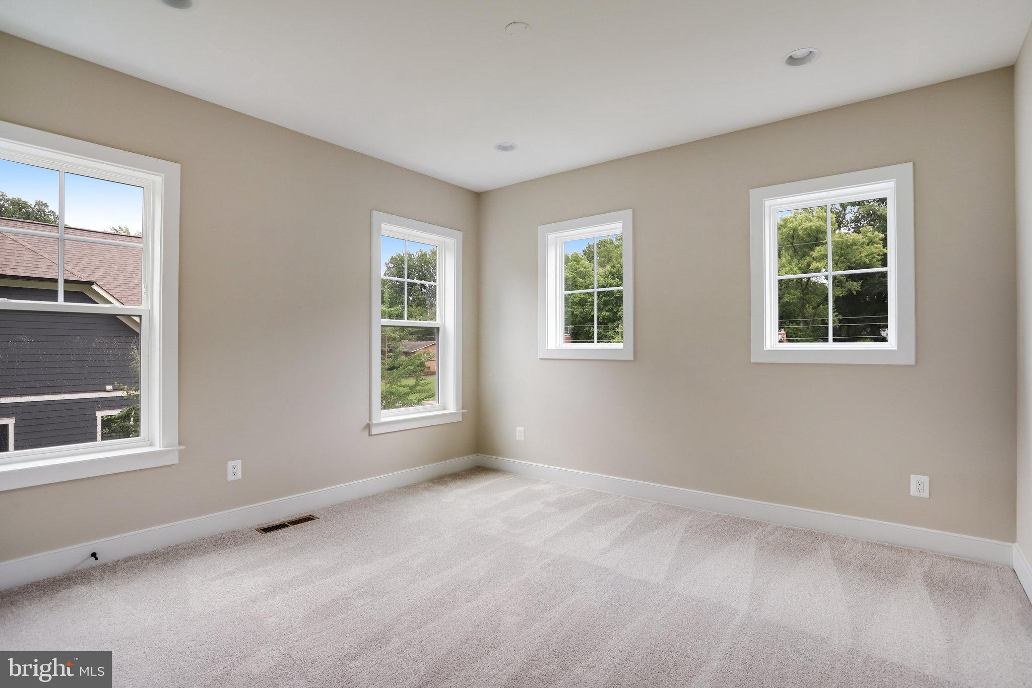 TOWN AND COUNTRY ESTATES - Residential