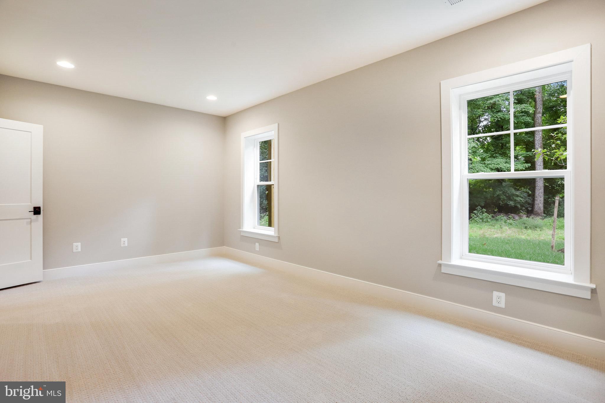 TOWN AND COUNTRY ESTATES - Residential