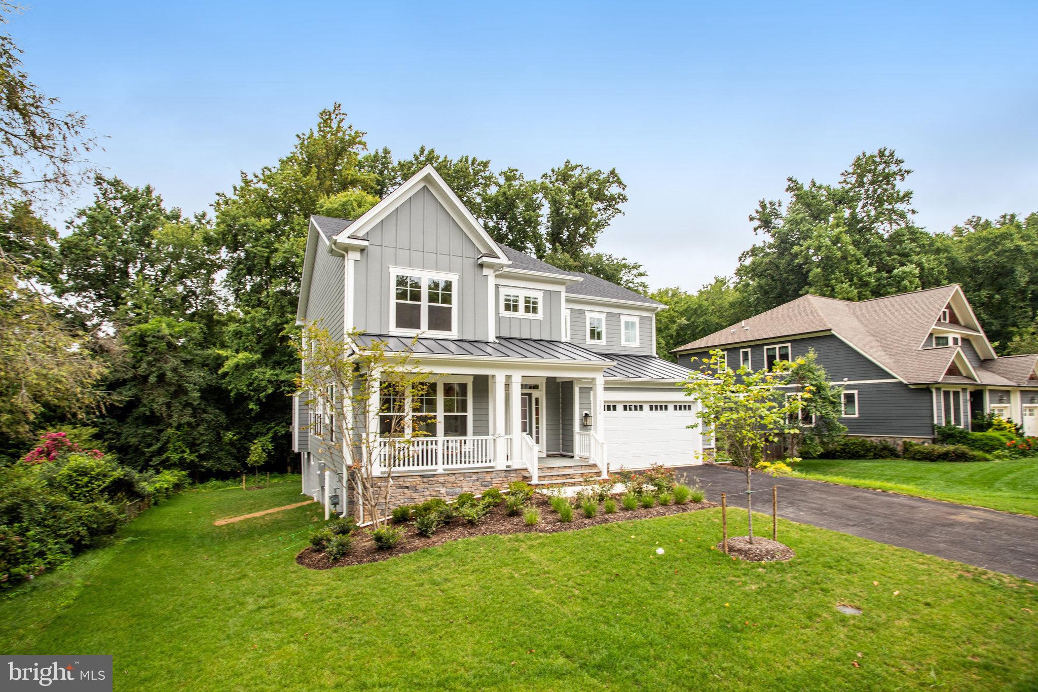 TOWN AND COUNTRY ESTATES - Residential