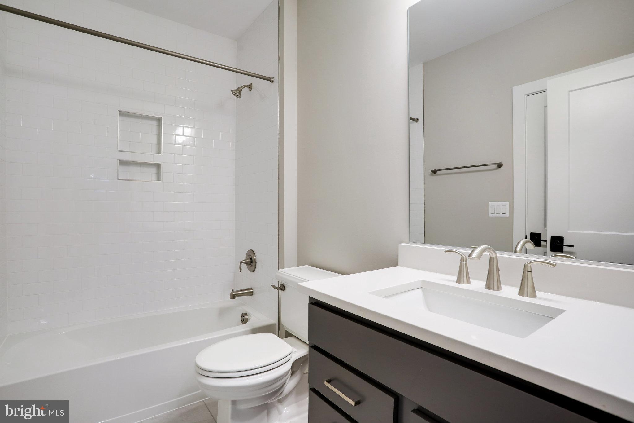 TOWN AND COUNTRY ESTATES - Residential