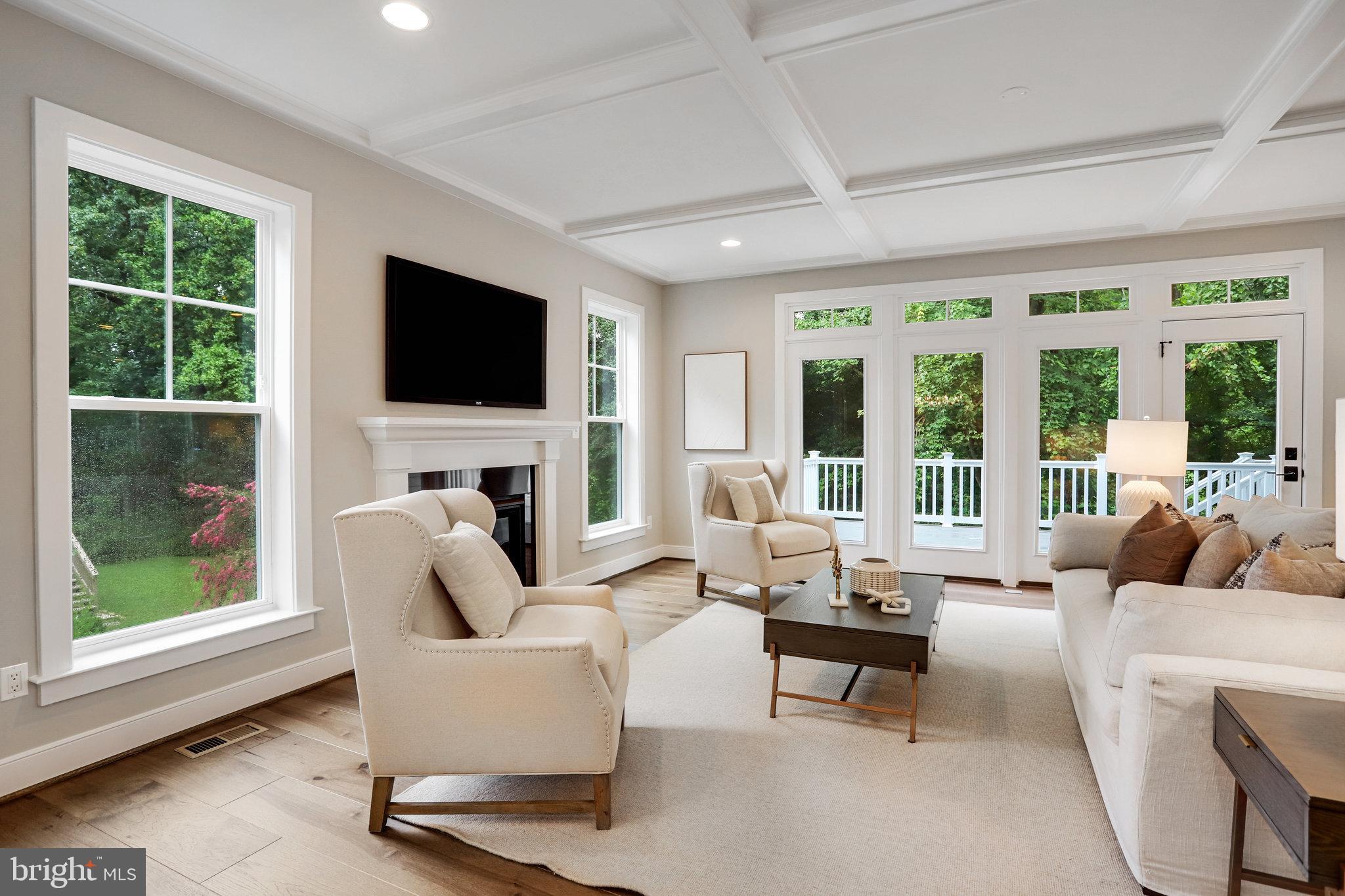 TOWN AND COUNTRY ESTATES - Residential