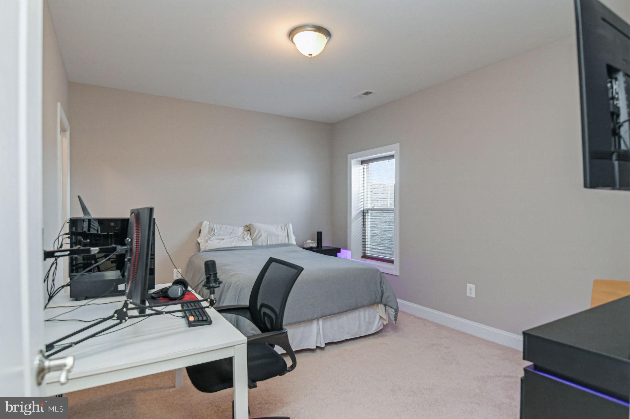 FLEETWOOD AT SLATE RUN - Residential