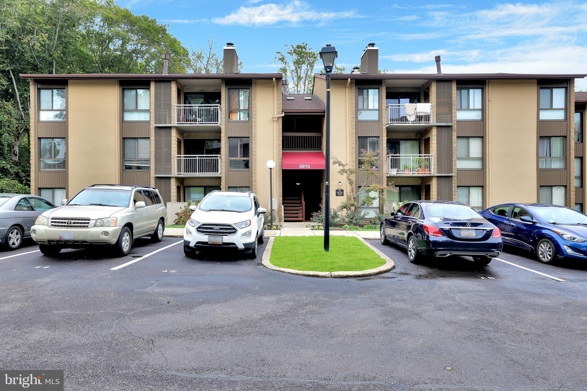 TREOVER CONDOMINIUM - Residential Lease