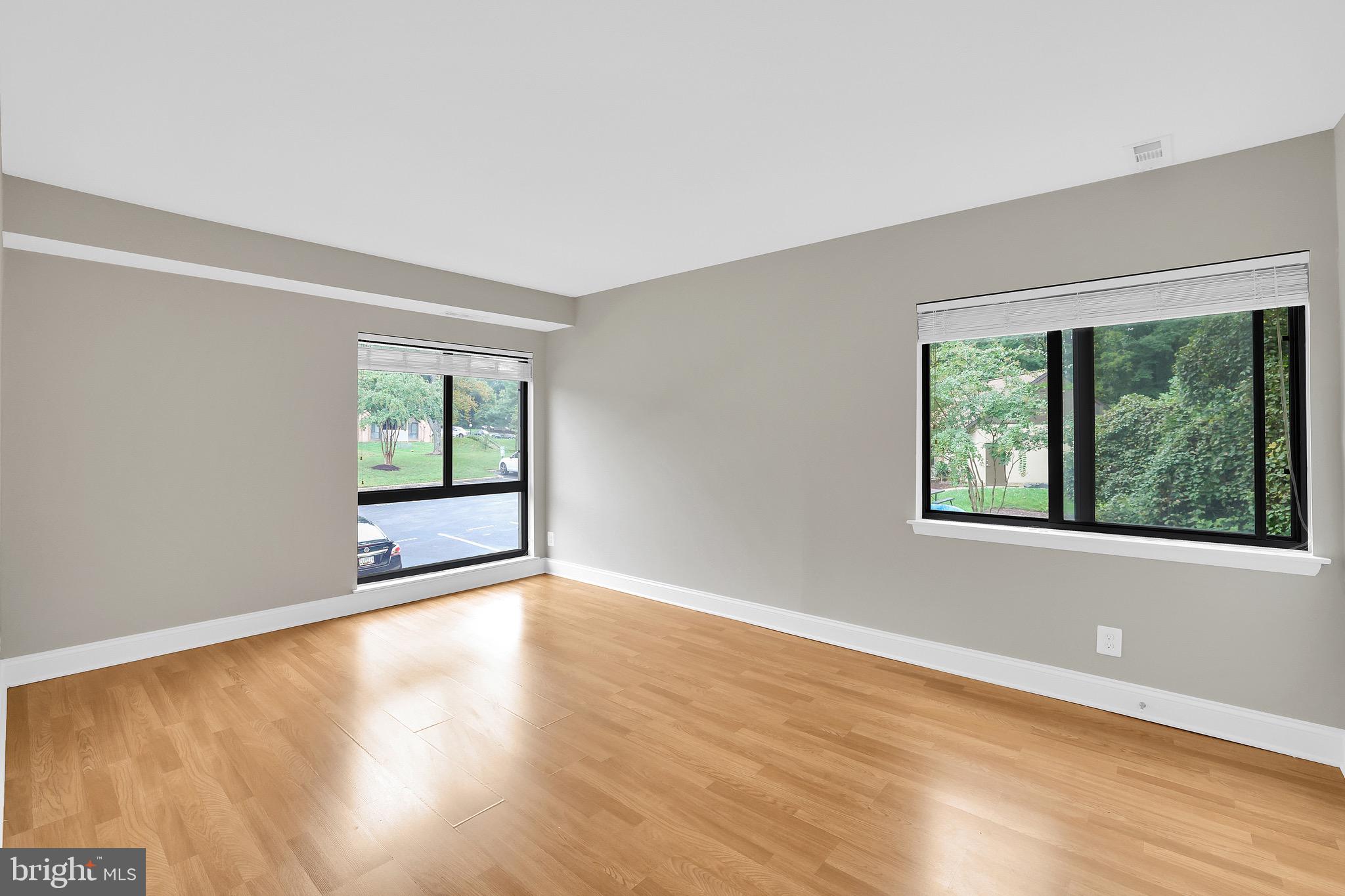 TREOVER CONDOMINIUM - Residential Lease