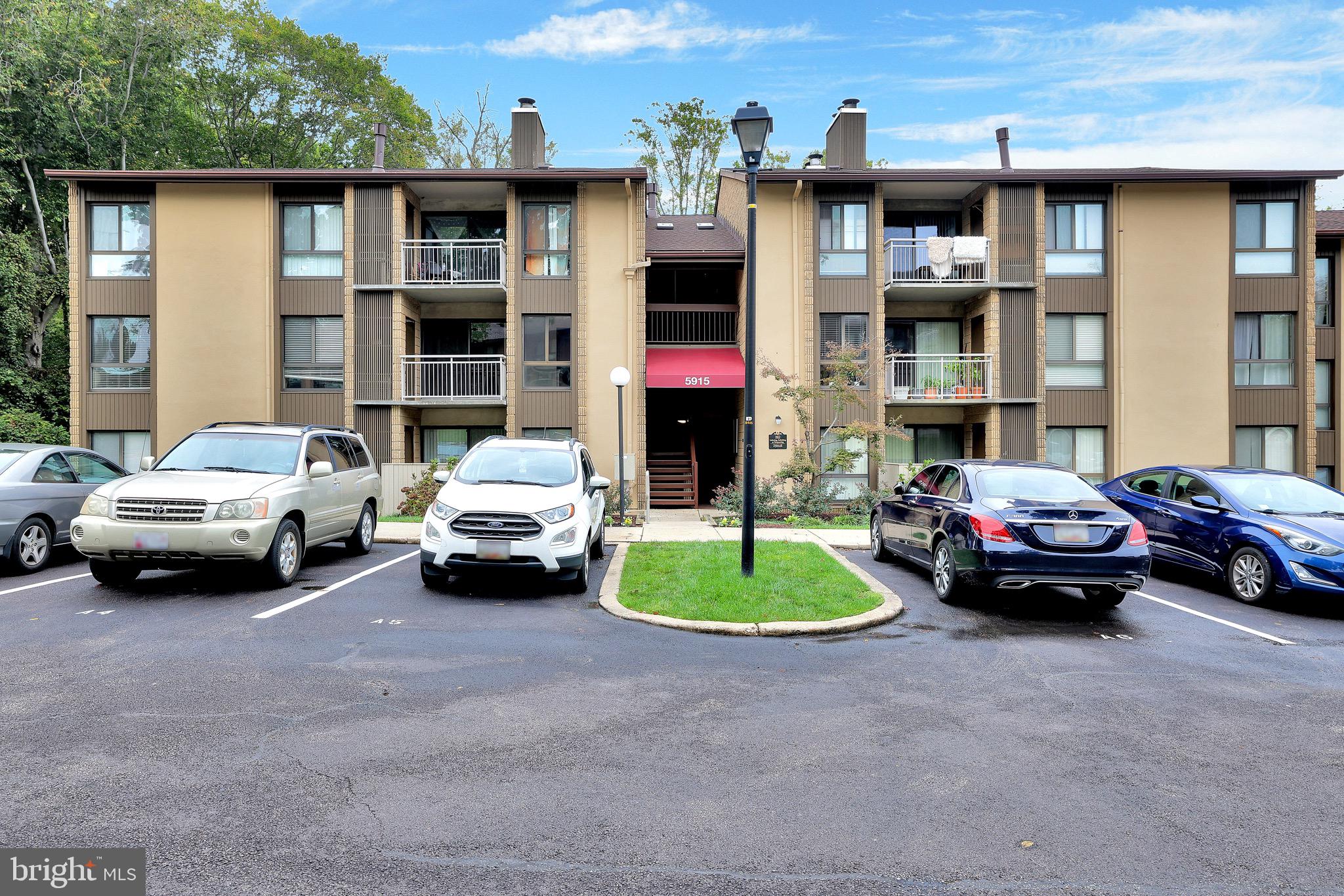 TREOVER CONDOMINIUM - Residential Lease