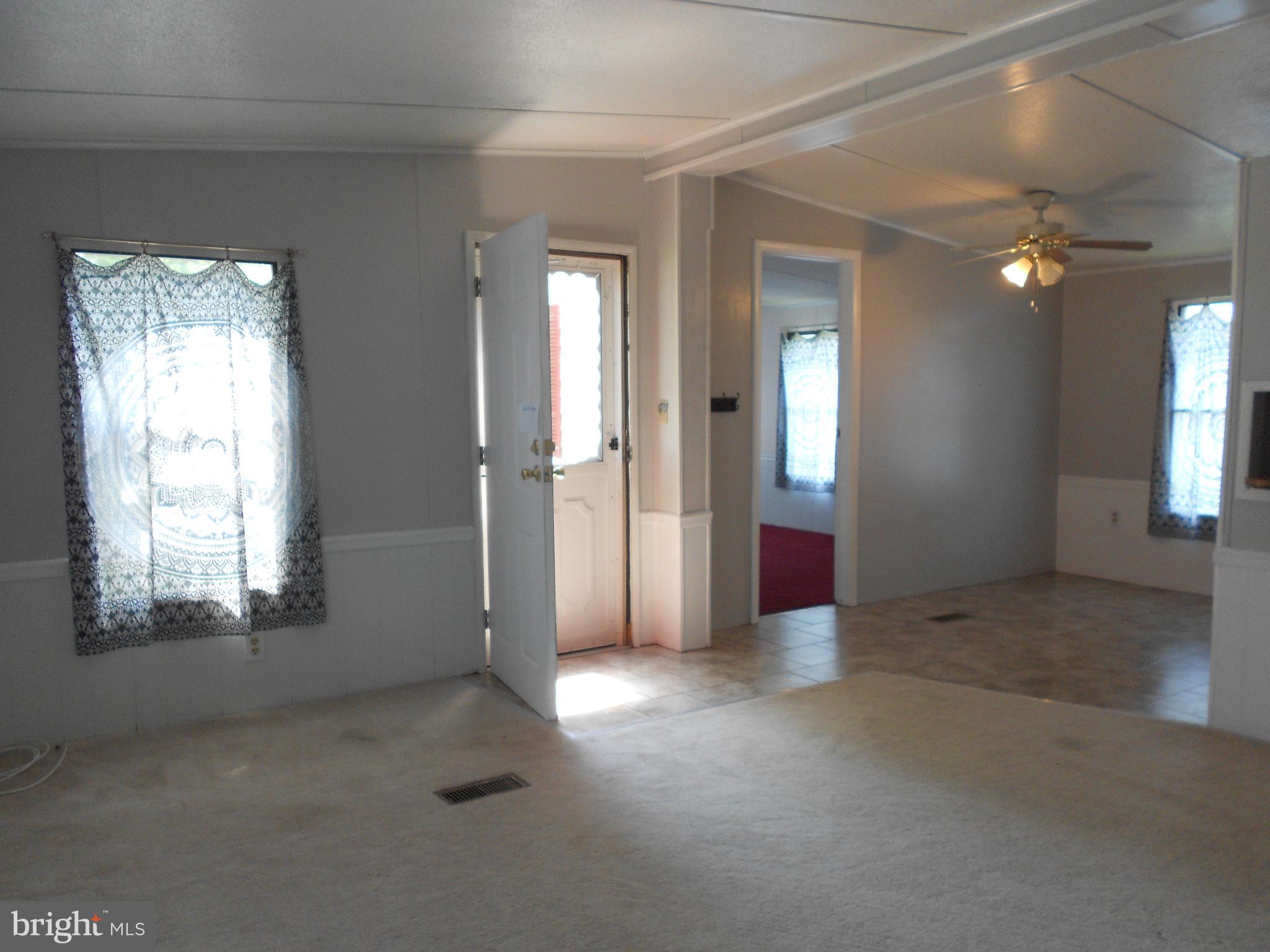 MOUNTAIN BUSH ESTATES - Residential