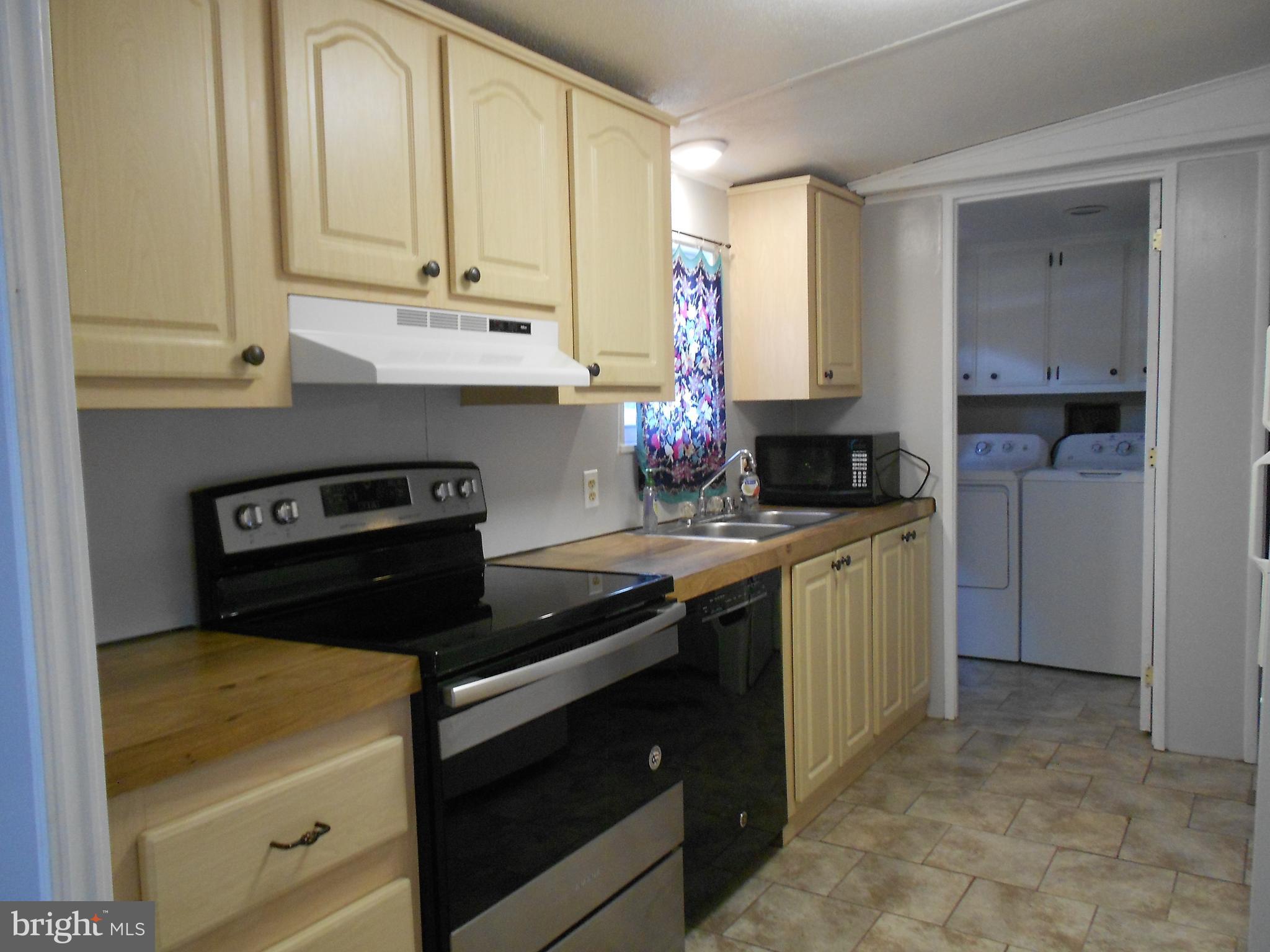 MOUNTAIN BUSH ESTATES - Residential