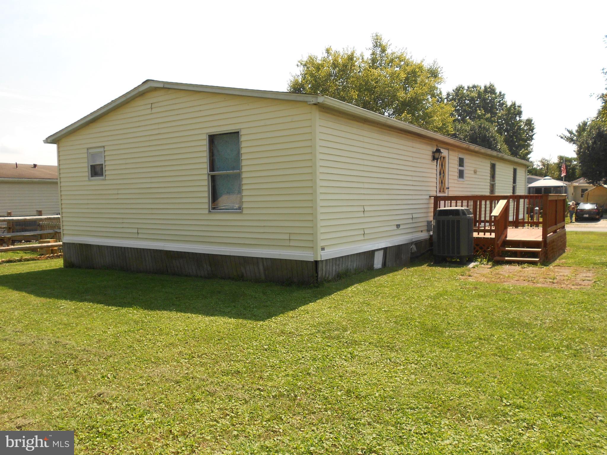 MOUNTAIN BUSH ESTATES - Residential