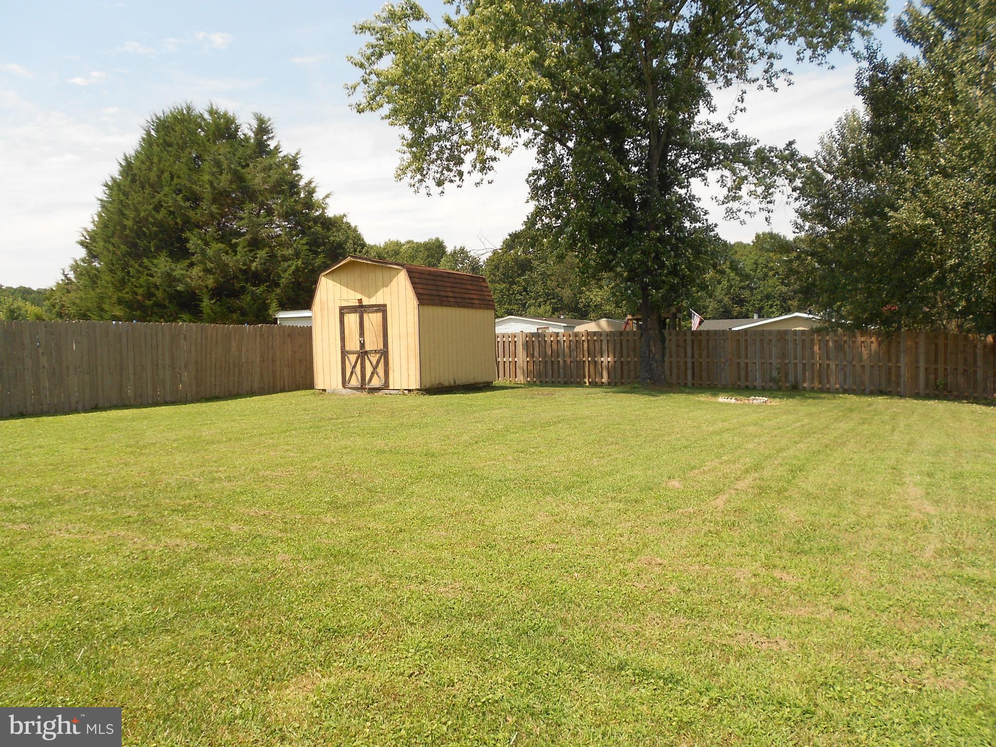 MOUNTAIN BUSH ESTATES - Residential