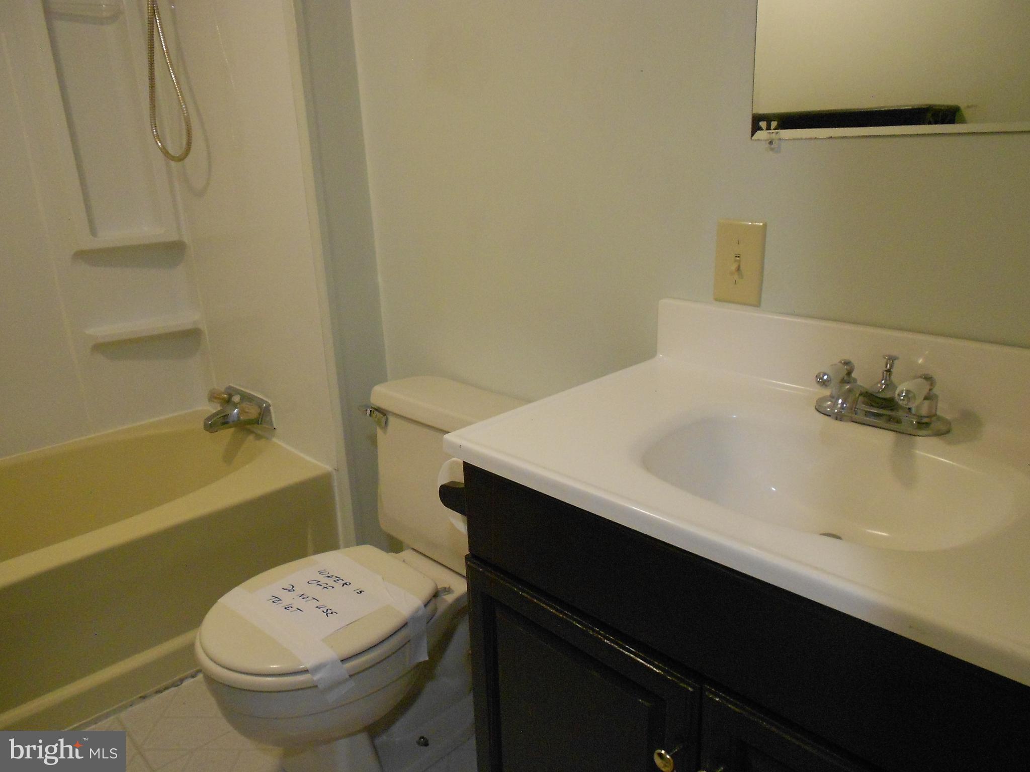 MOUNTAIN BUSH ESTATES - Residential