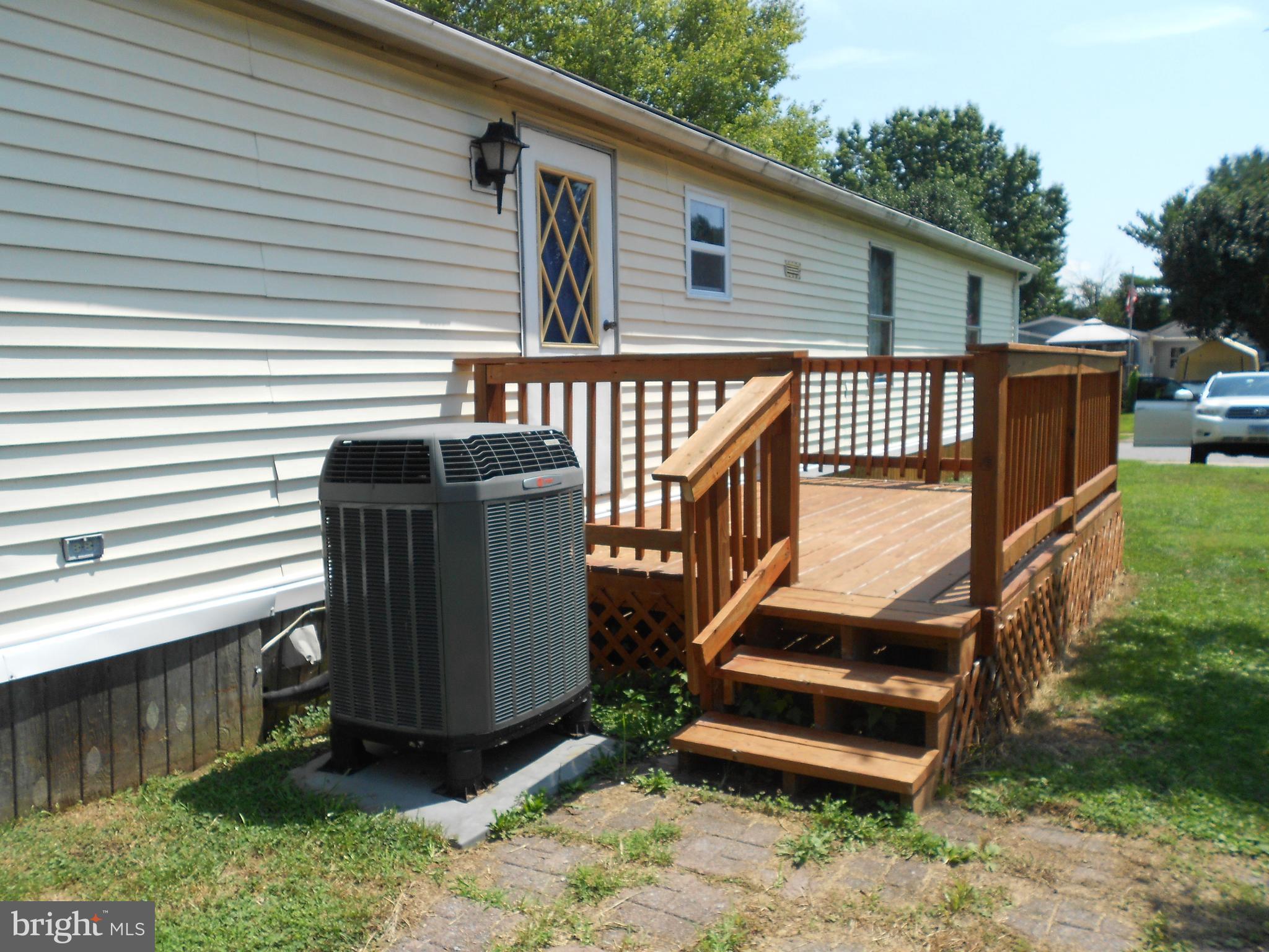 MOUNTAIN BUSH ESTATES - Residential