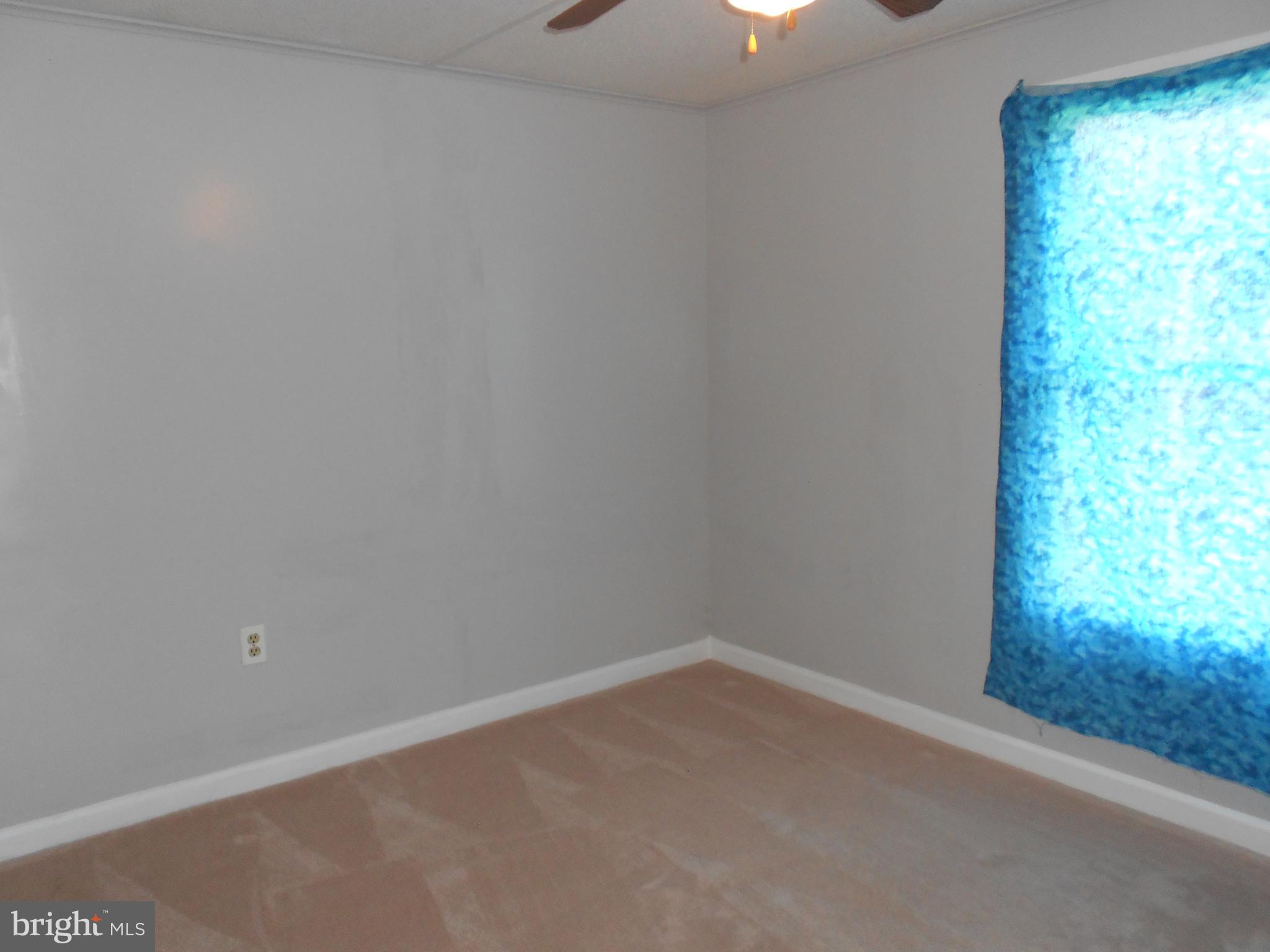 MOUNTAIN BUSH ESTATES - Residential