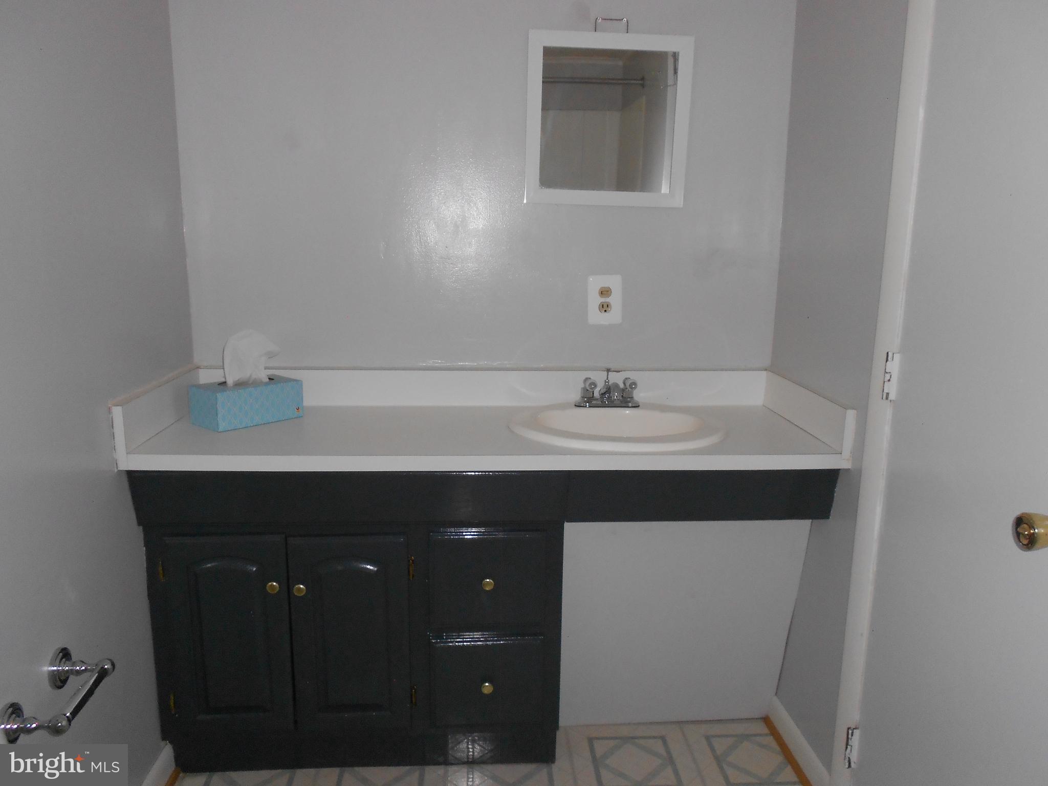 MOUNTAIN BUSH ESTATES - Residential