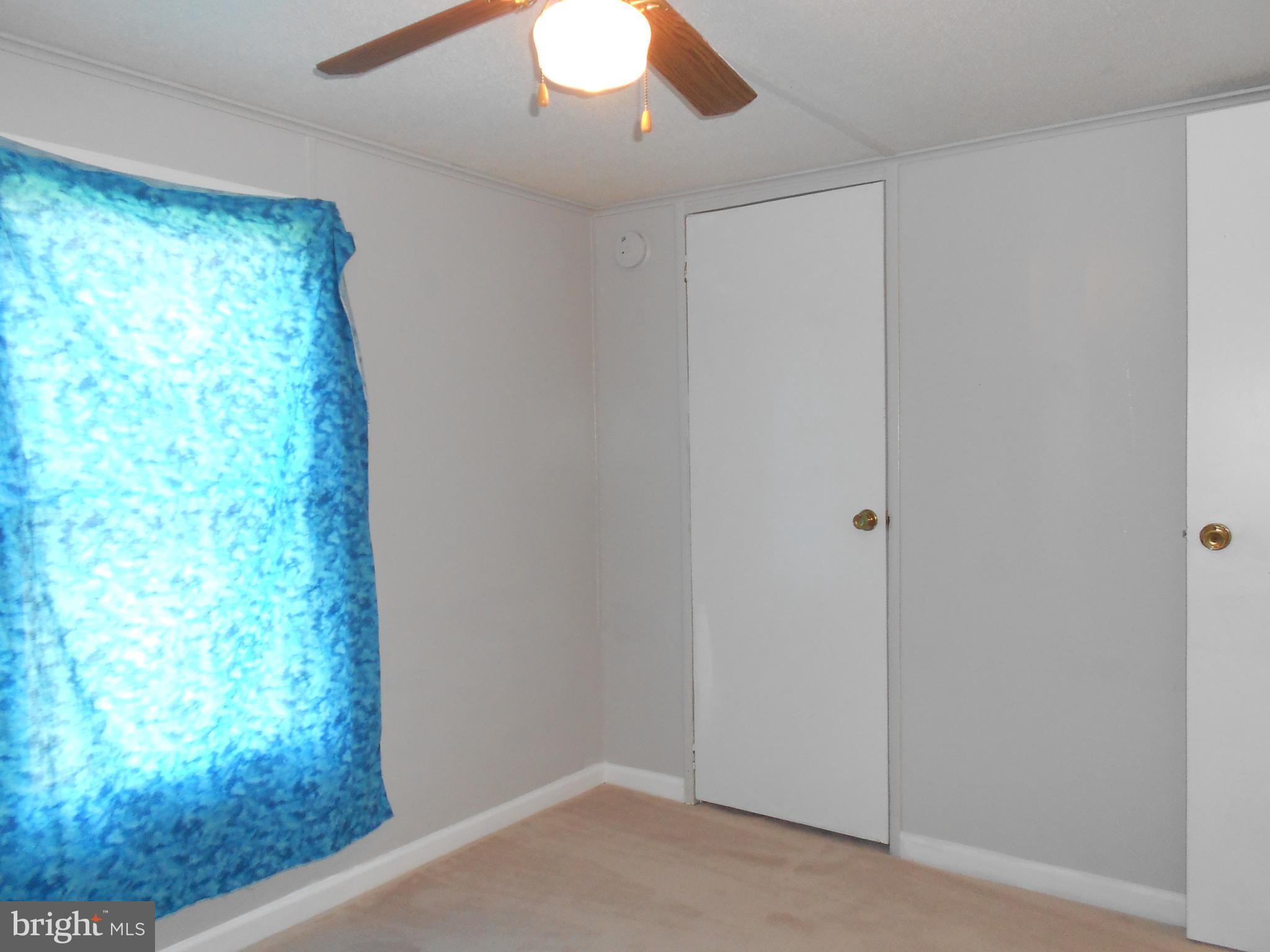 MOUNTAIN BUSH ESTATES - Residential