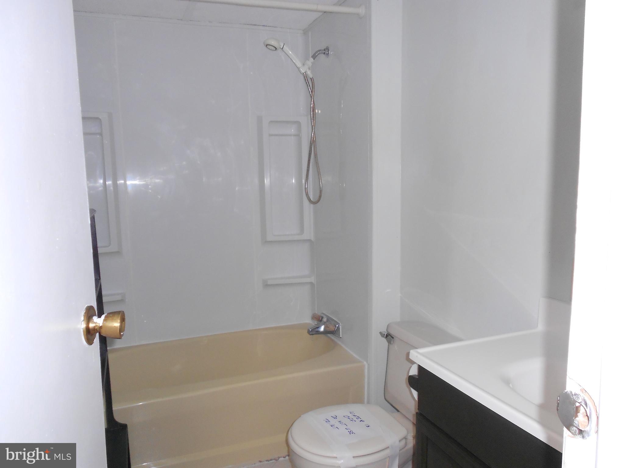 MOUNTAIN BUSH ESTATES - Residential