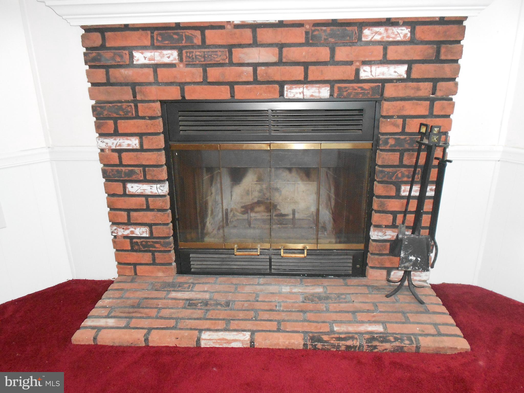 MOUNTAIN BUSH ESTATES - Residential