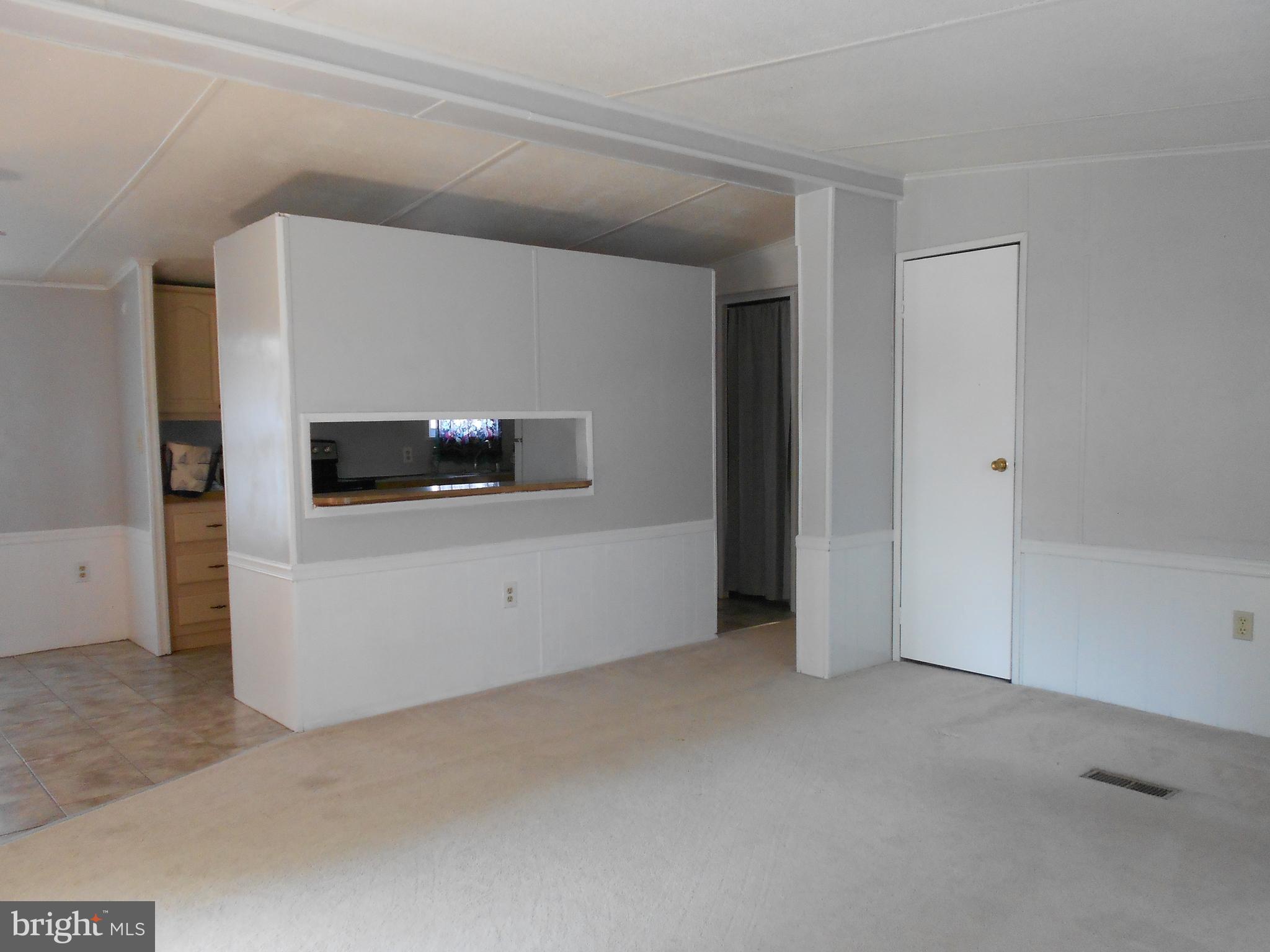 MOUNTAIN BUSH ESTATES - Residential