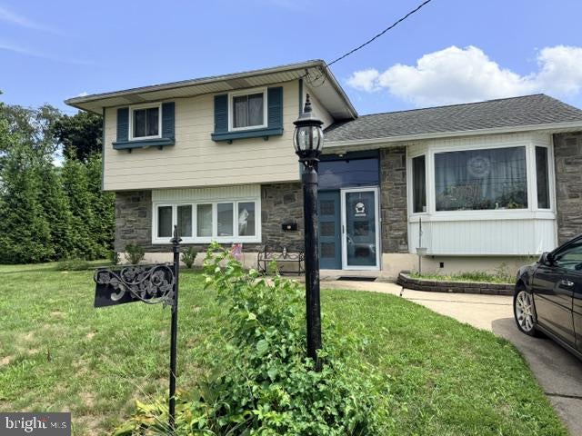 504 HIRSCH AVENUE