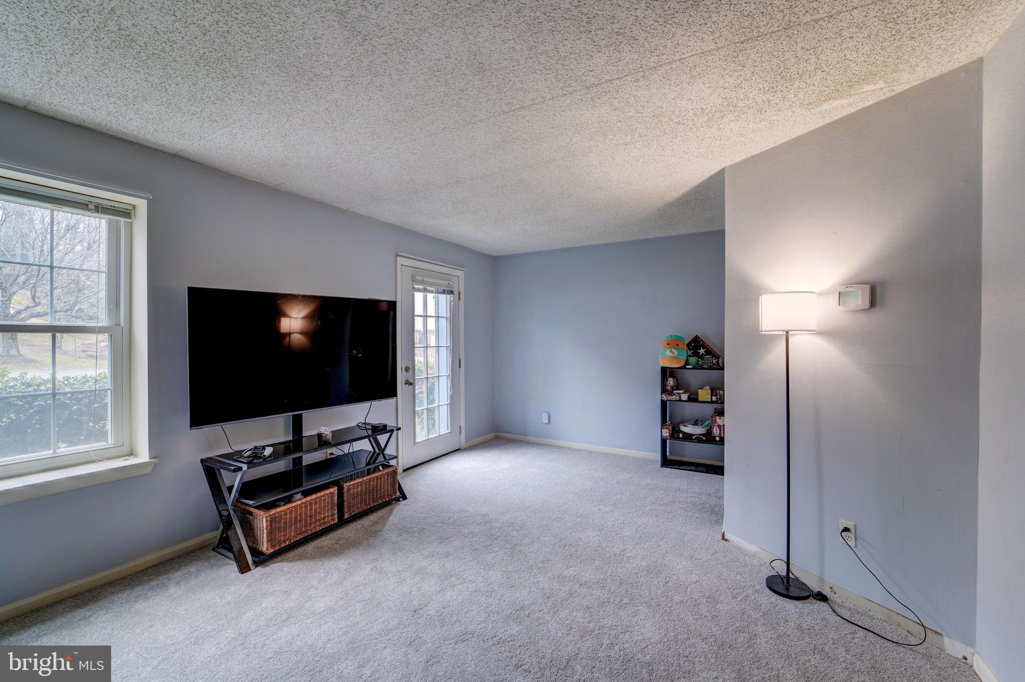 NEWPORT - Residential