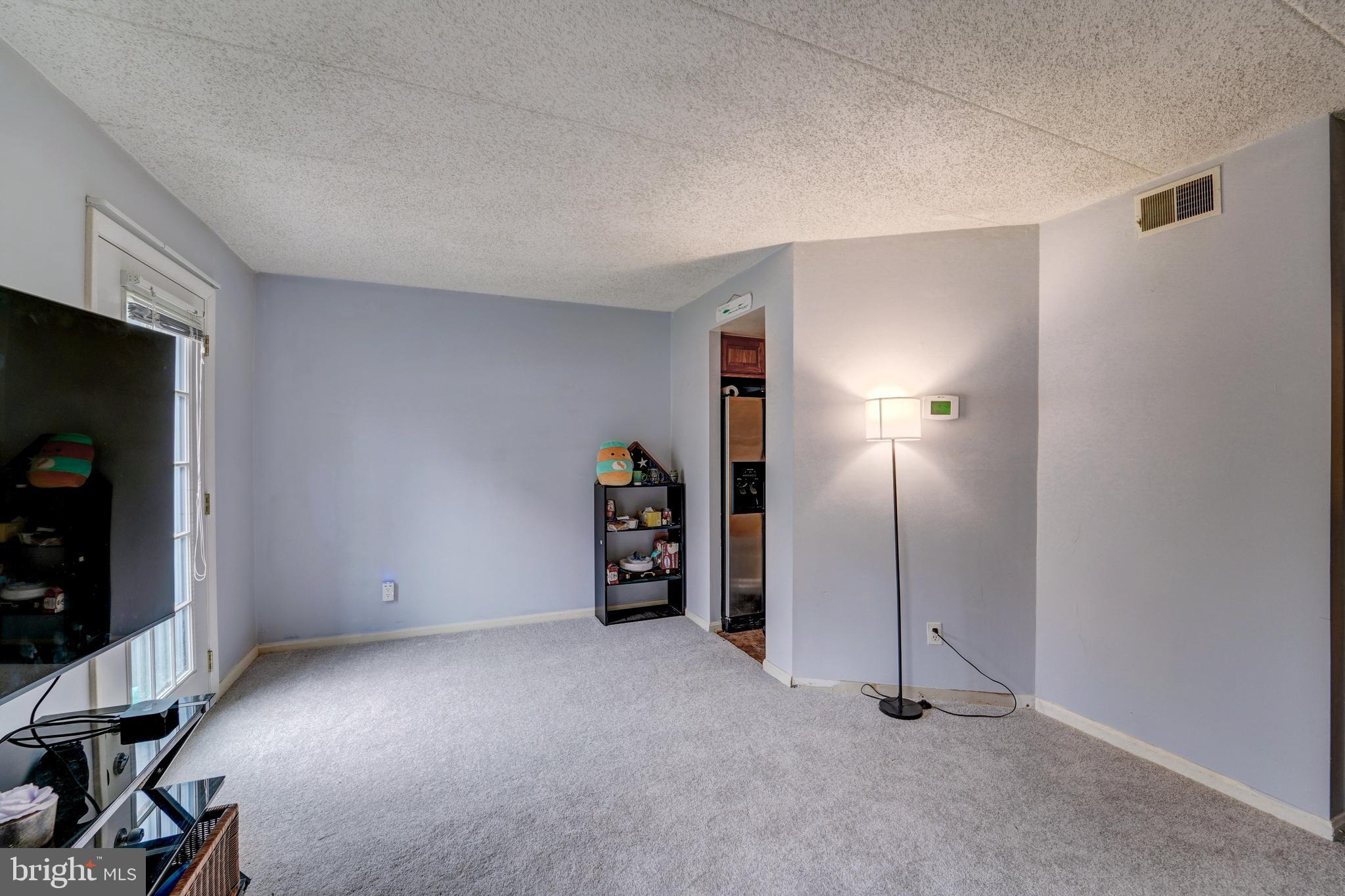 NEWPORT - Residential