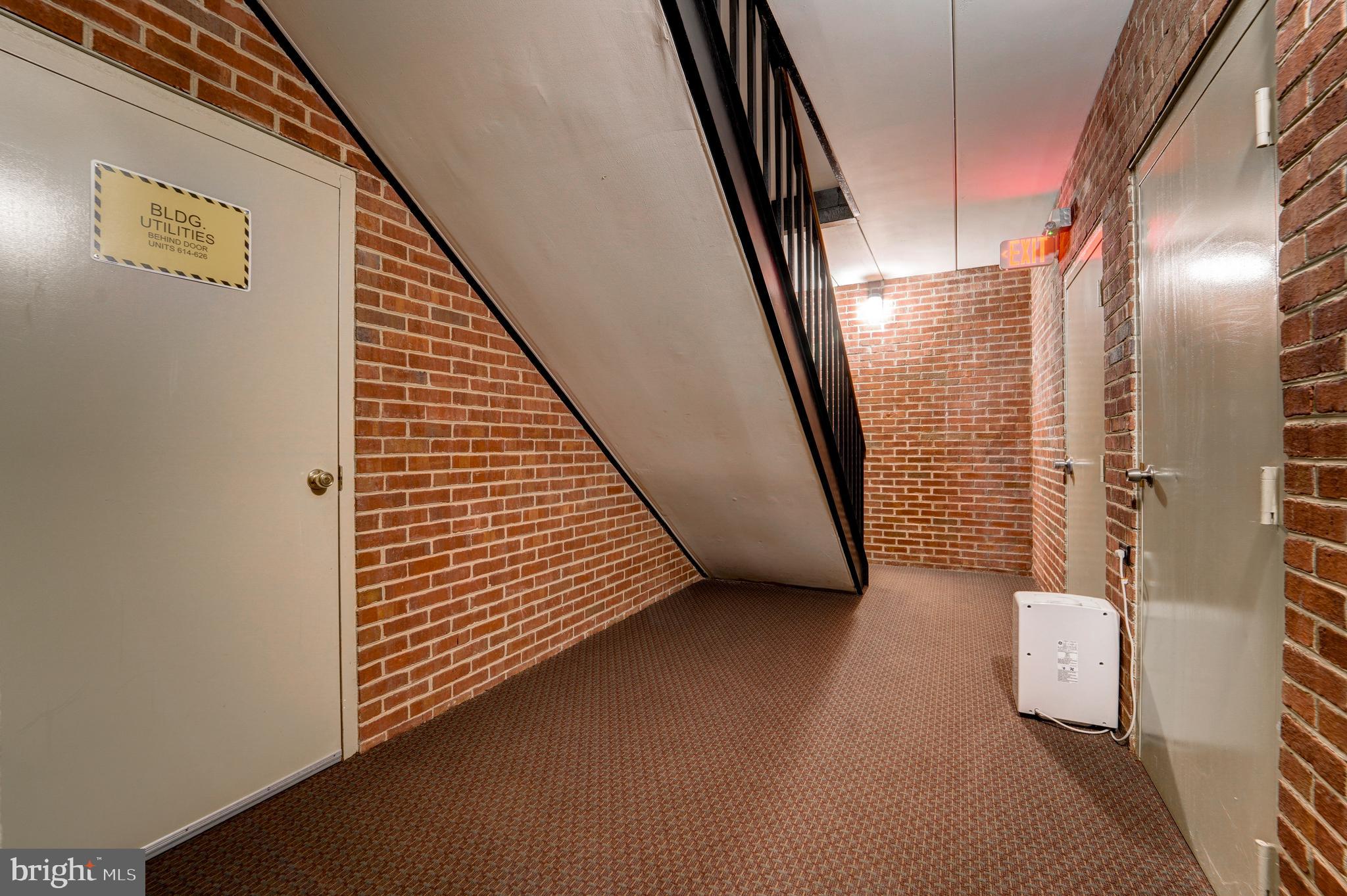 NEWPORT - Residential