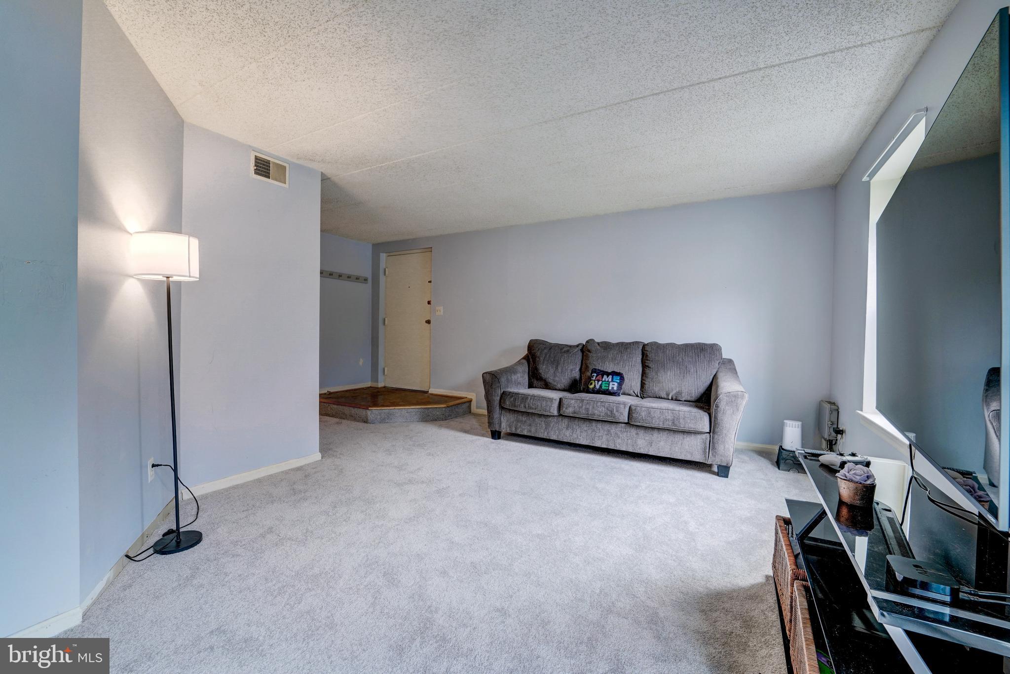 NEWPORT - Residential