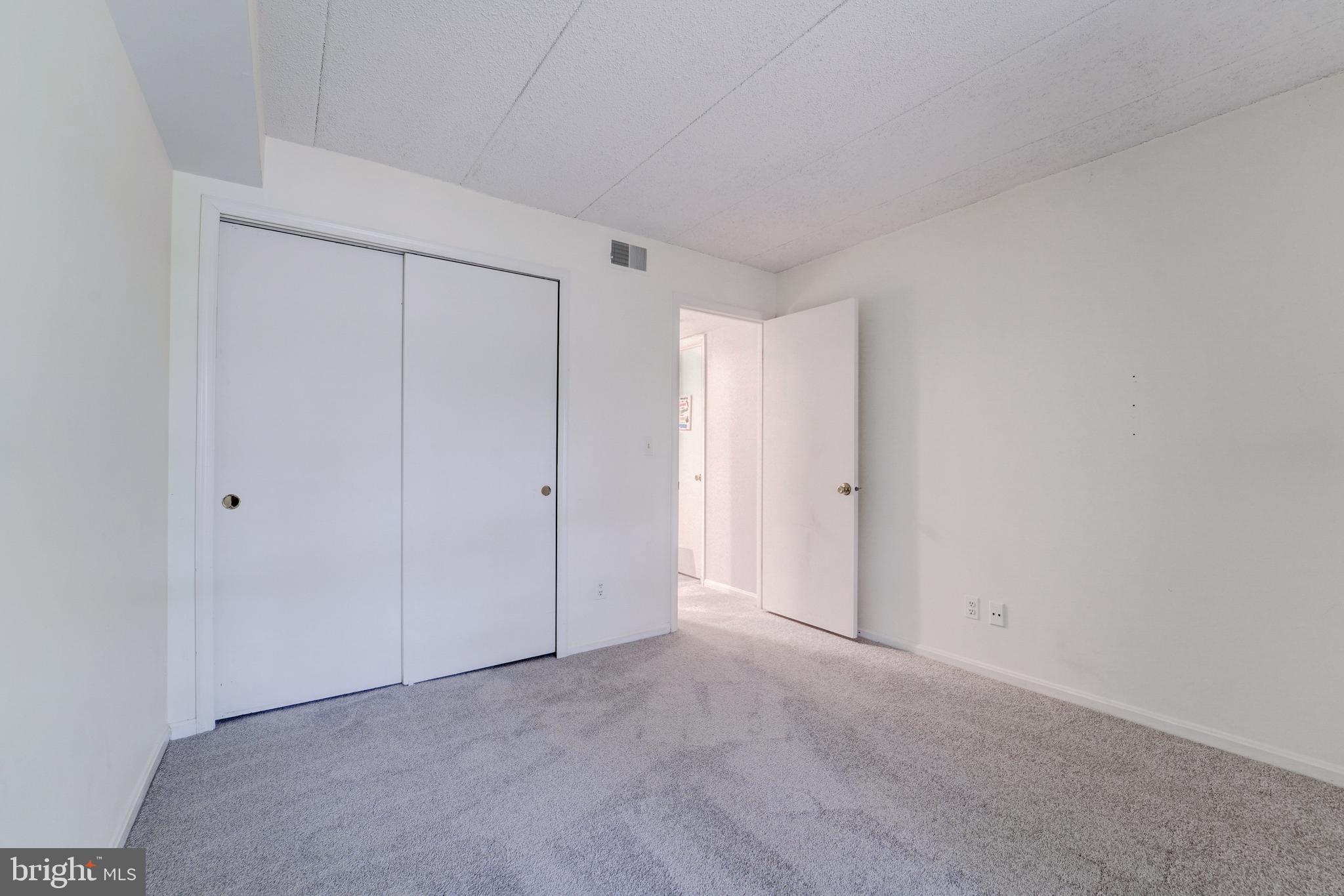 NEWPORT - Residential