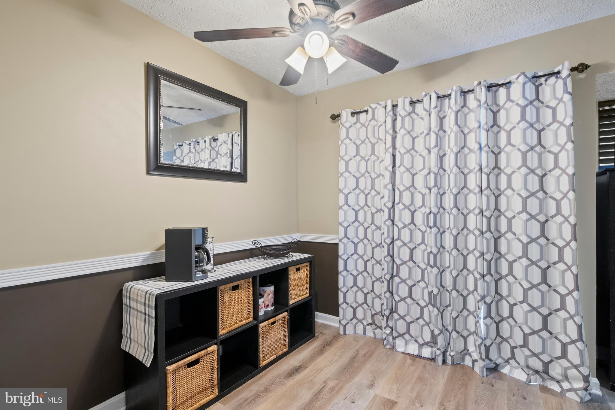 RIVERSIDE - Residential