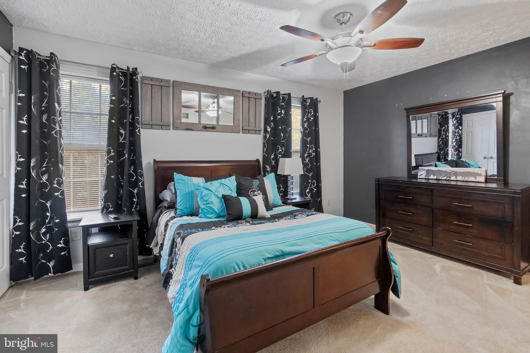 RIVERSIDE - Residential