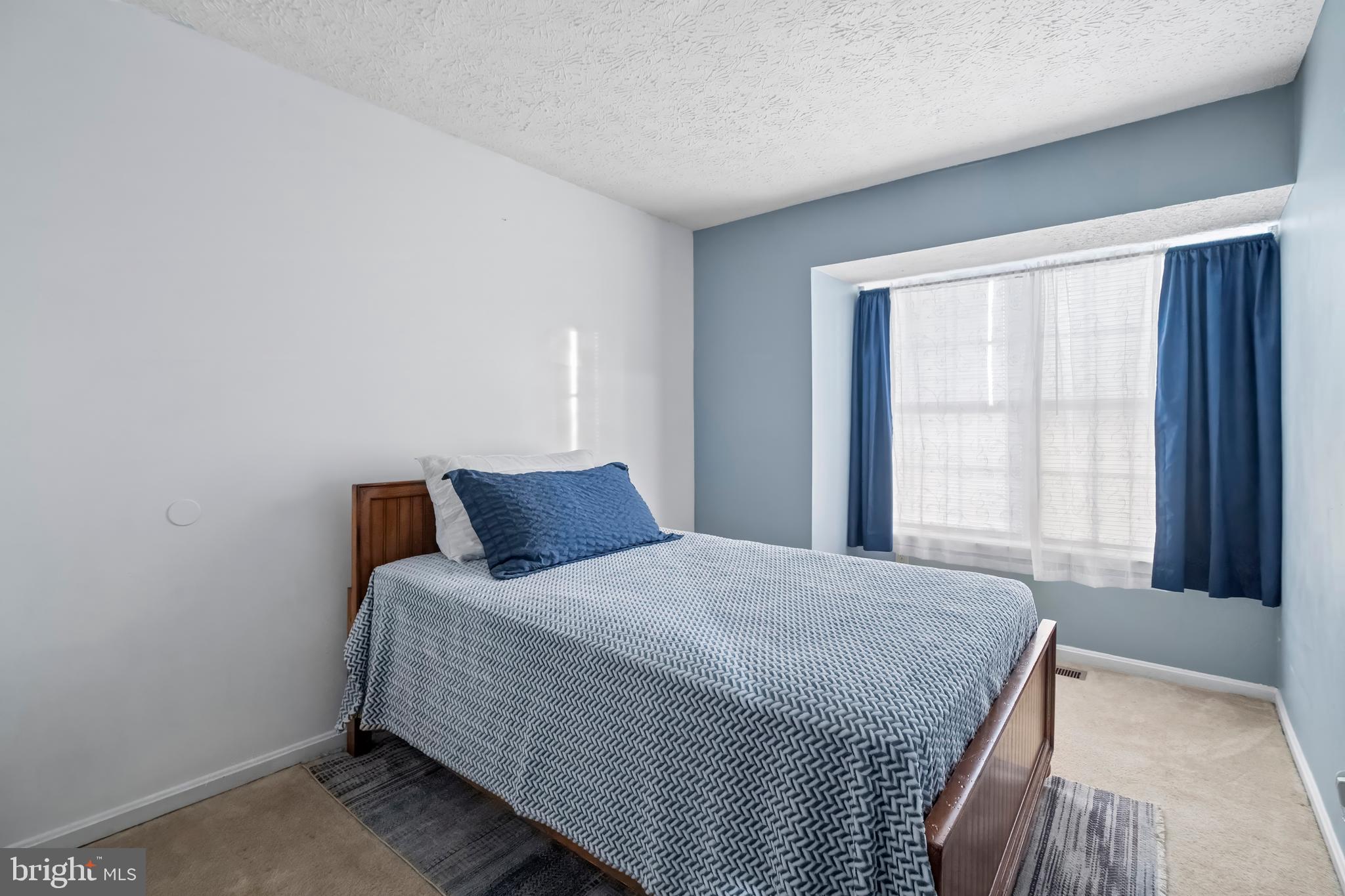 RIVERSIDE - Residential