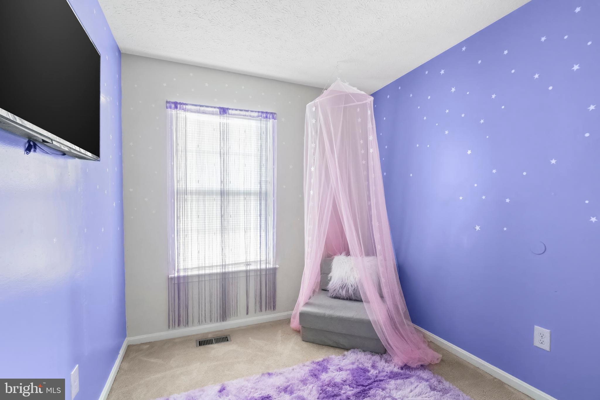 RIVERSIDE - Residential