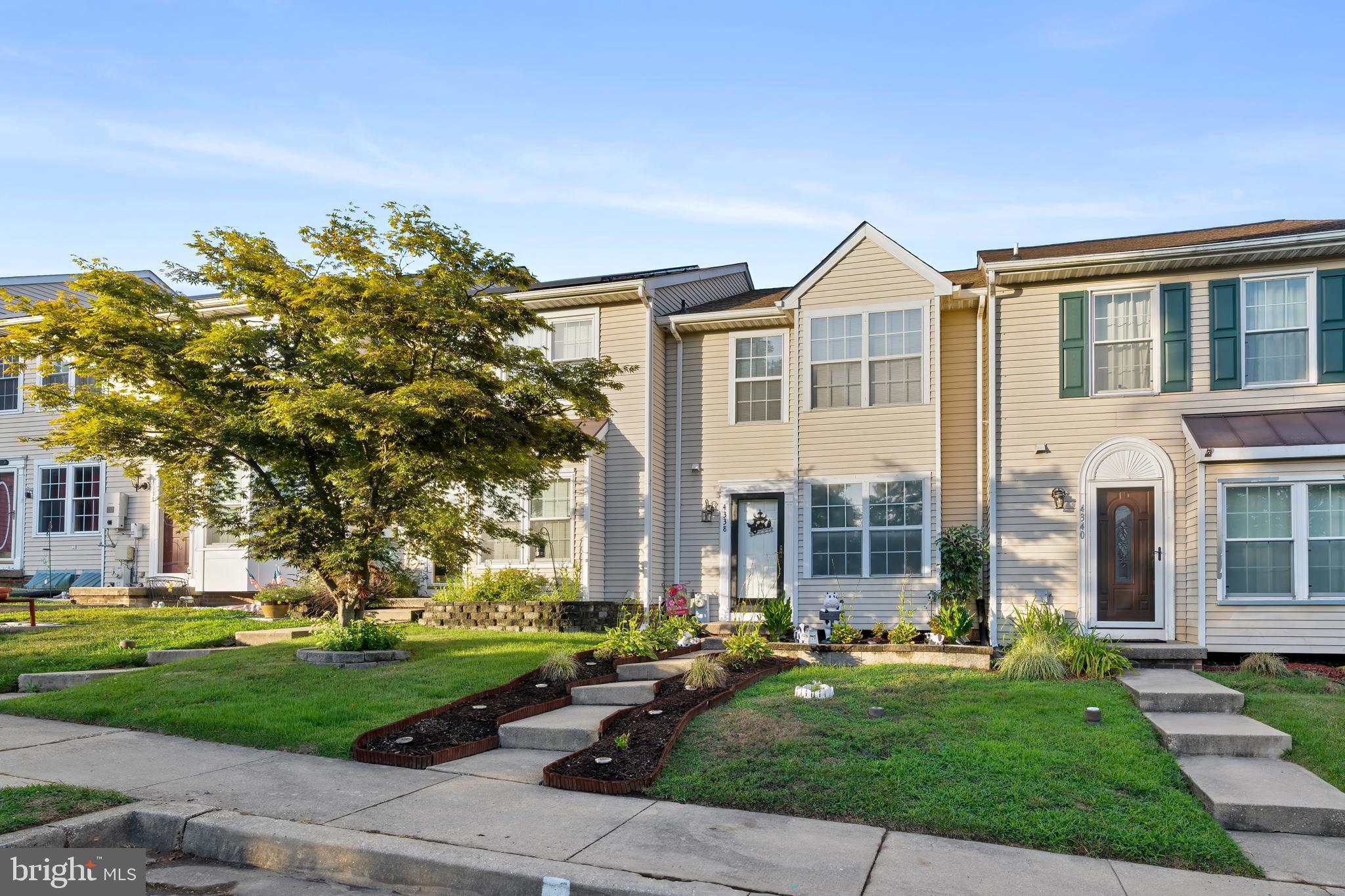 RIVERSIDE - Residential