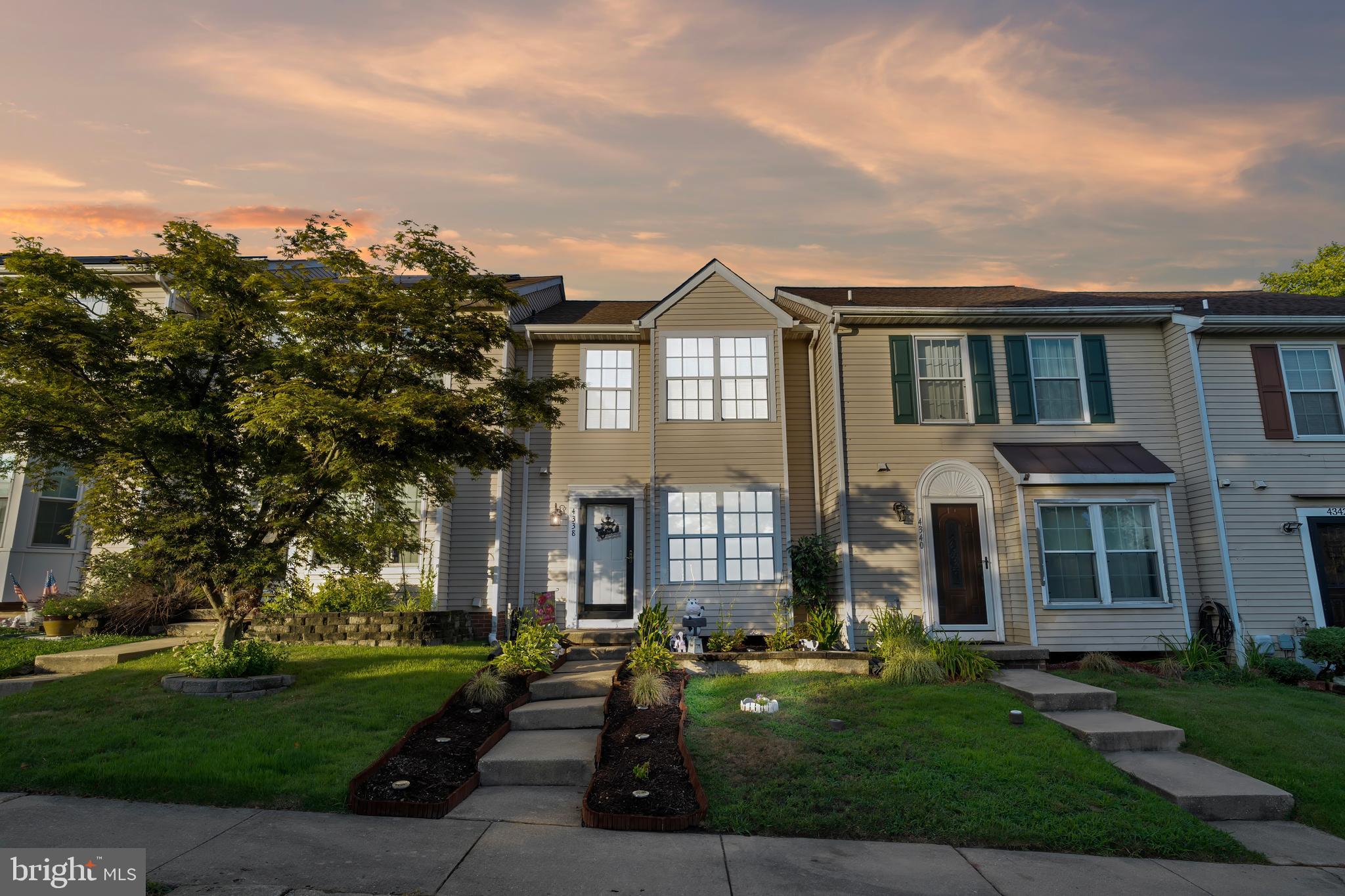 RIVERSIDE - Residential