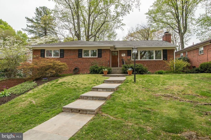 Oh, you'll enjoy this home...full of great memories & lots of fun. Beautifully renov w/exceptional gourmet kitchen - top quality stainless steel appliances, new 42' cabinetry, open to DR.  Big LR w/large picture window, wood burning stone FP. Terrific screen porch overlooking yard in bloom. Gorjus renov. MBA. FR & Exercise/Playroom too. Ideal location near Metro Bus stop/Mass Ave corridor. Whitman