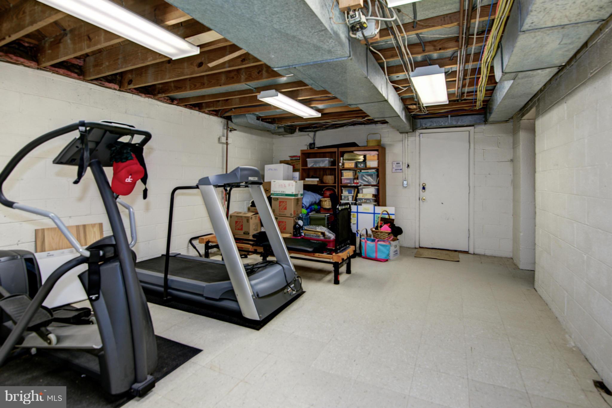 HIGH POINT - Residential