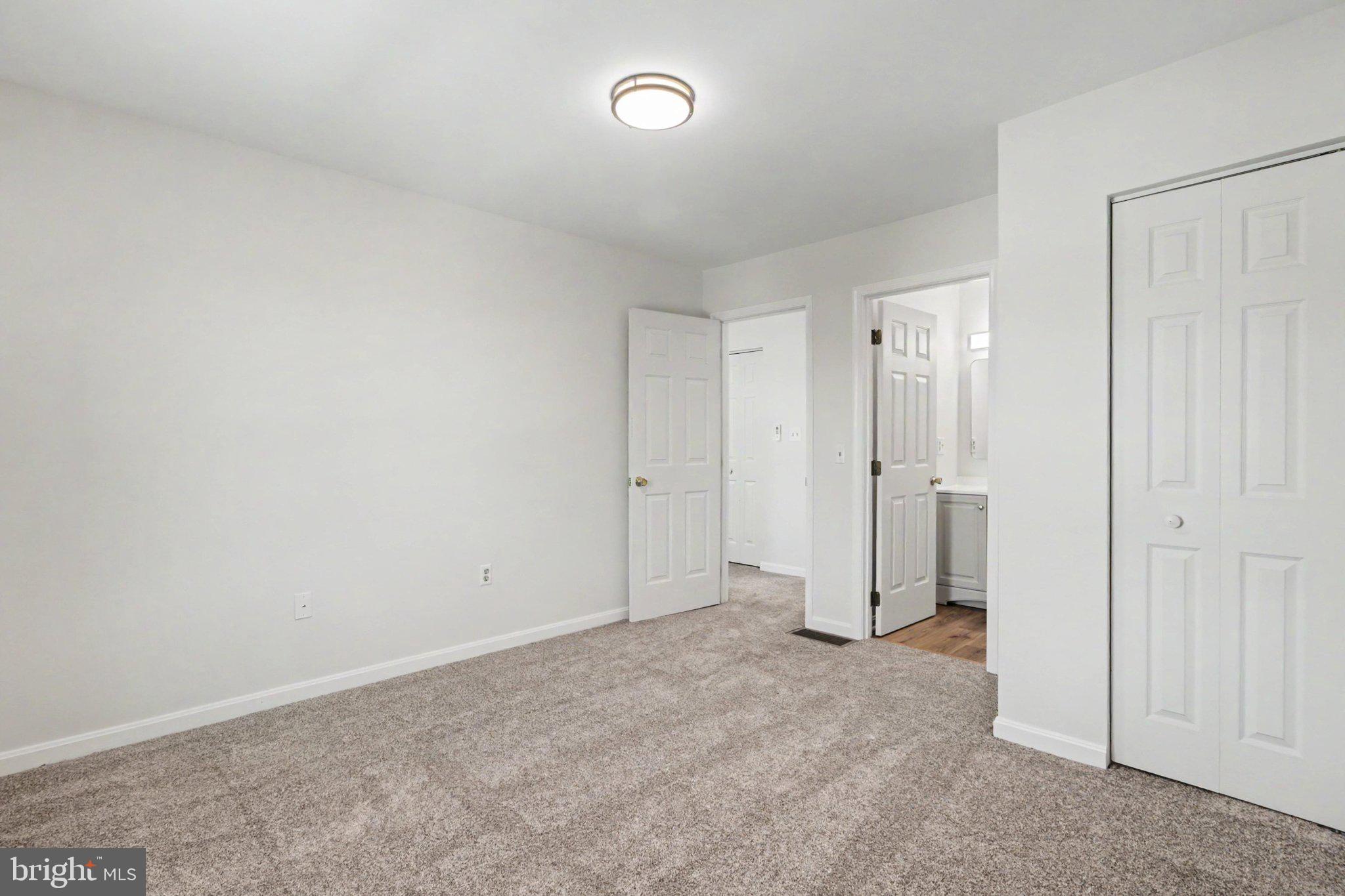 CHARTWOOD MANOR - Residential