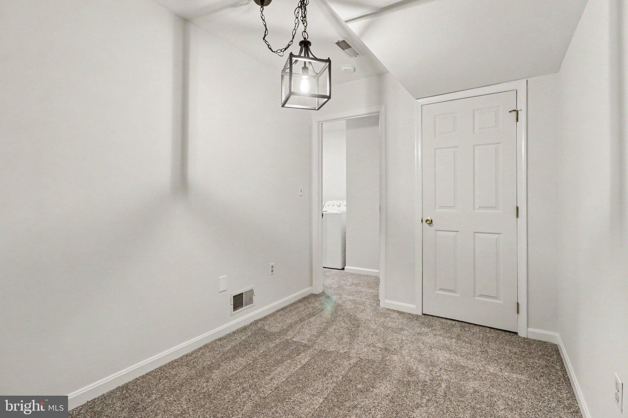 CHARTWOOD MANOR - Residential