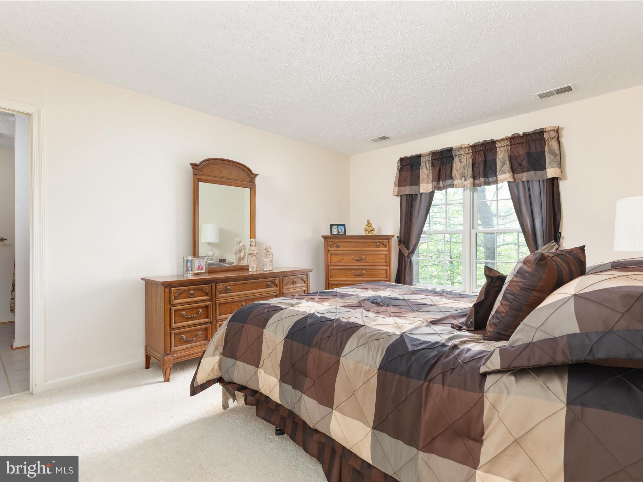 LAKE HOLIDAY ESTATES - Residential