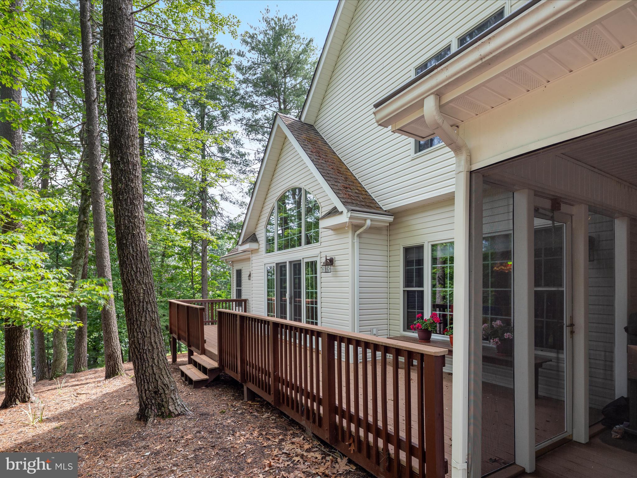 LAKE HOLIDAY ESTATES - Residential