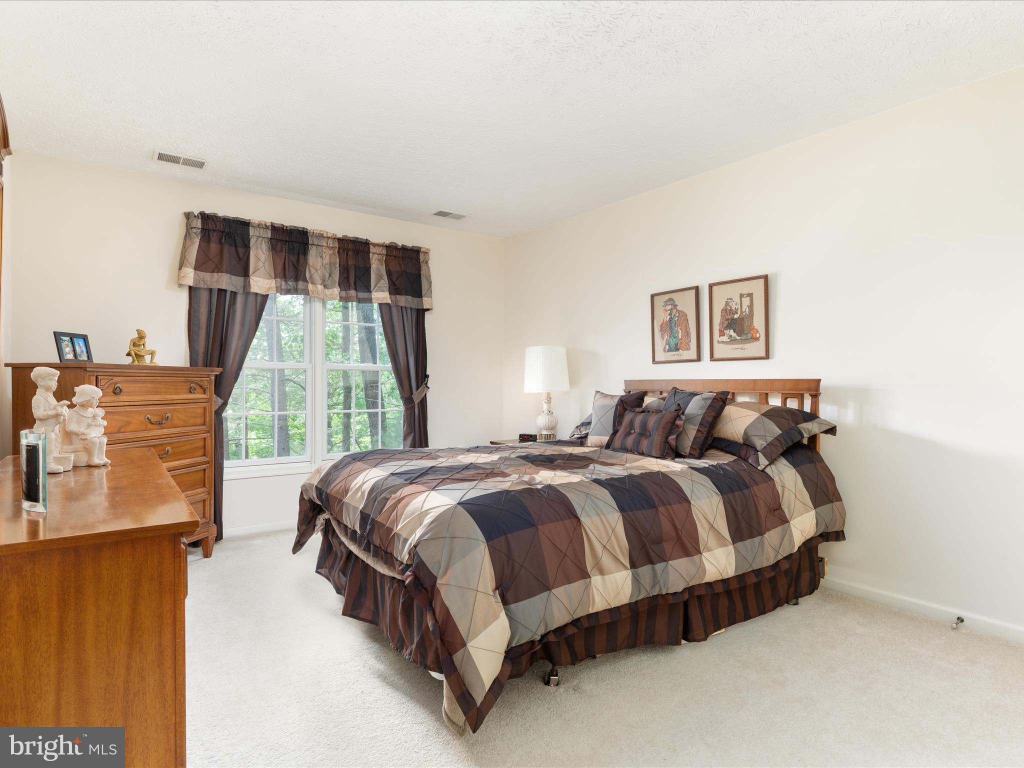 LAKE HOLIDAY ESTATES - Residential