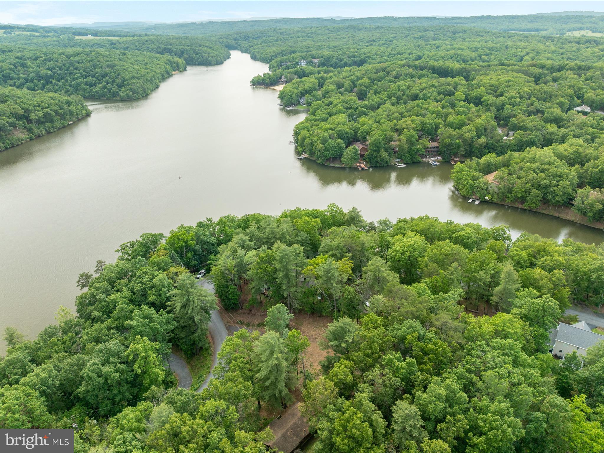 LAKE HOLIDAY ESTATES - Residential