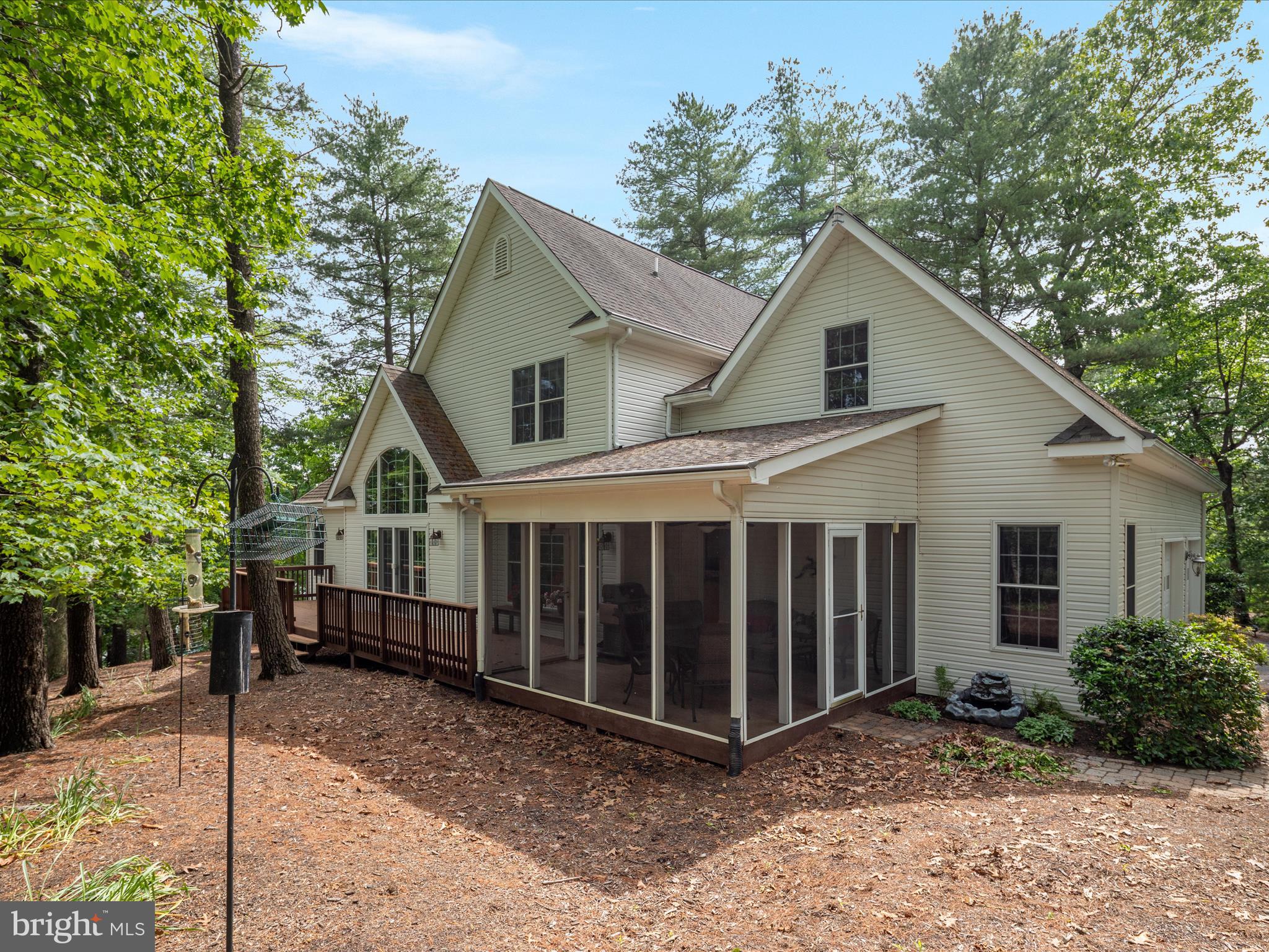 LAKE HOLIDAY ESTATES - Residential