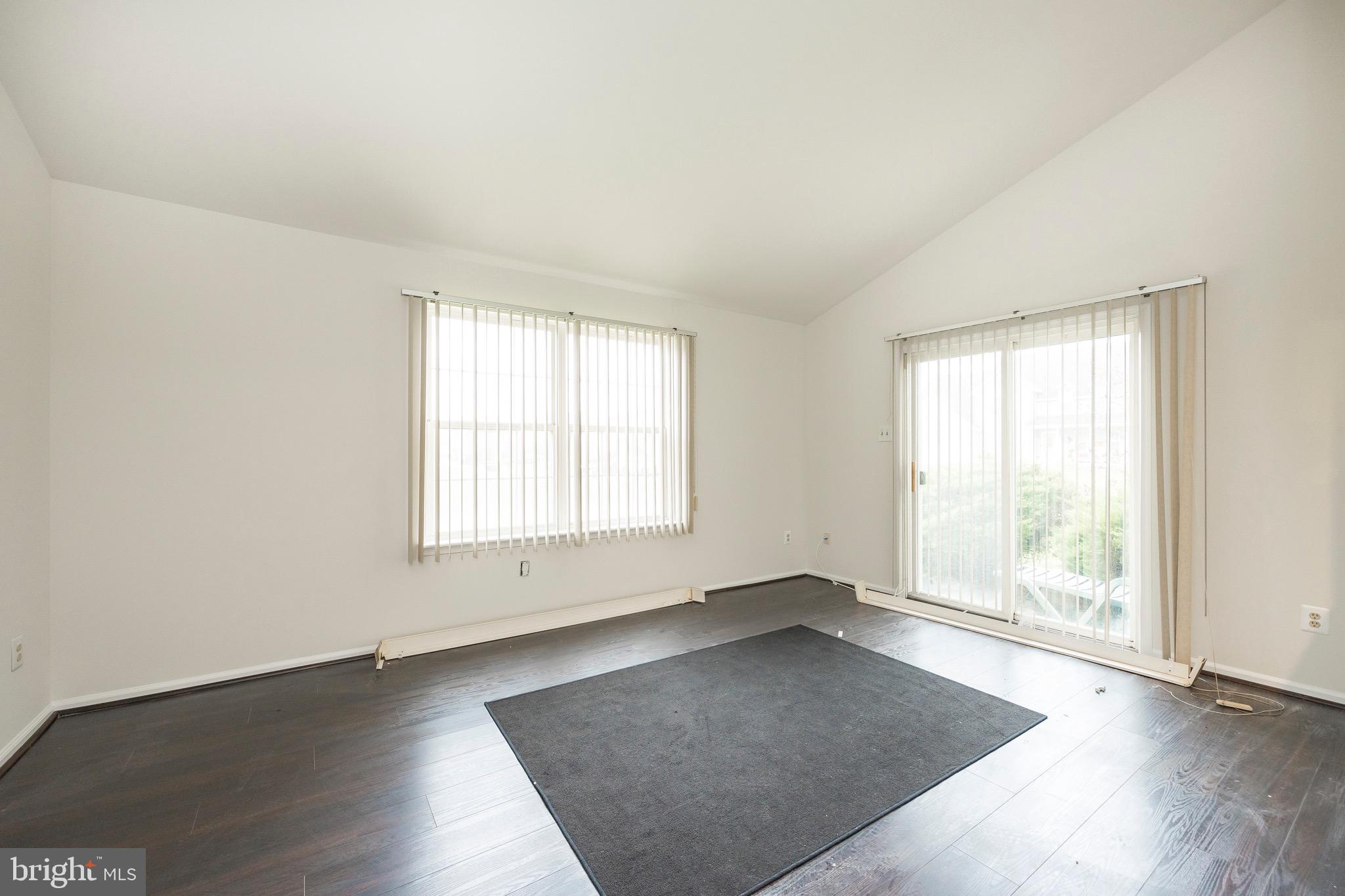 40 SASSAFRAS COURT - Photo 4
