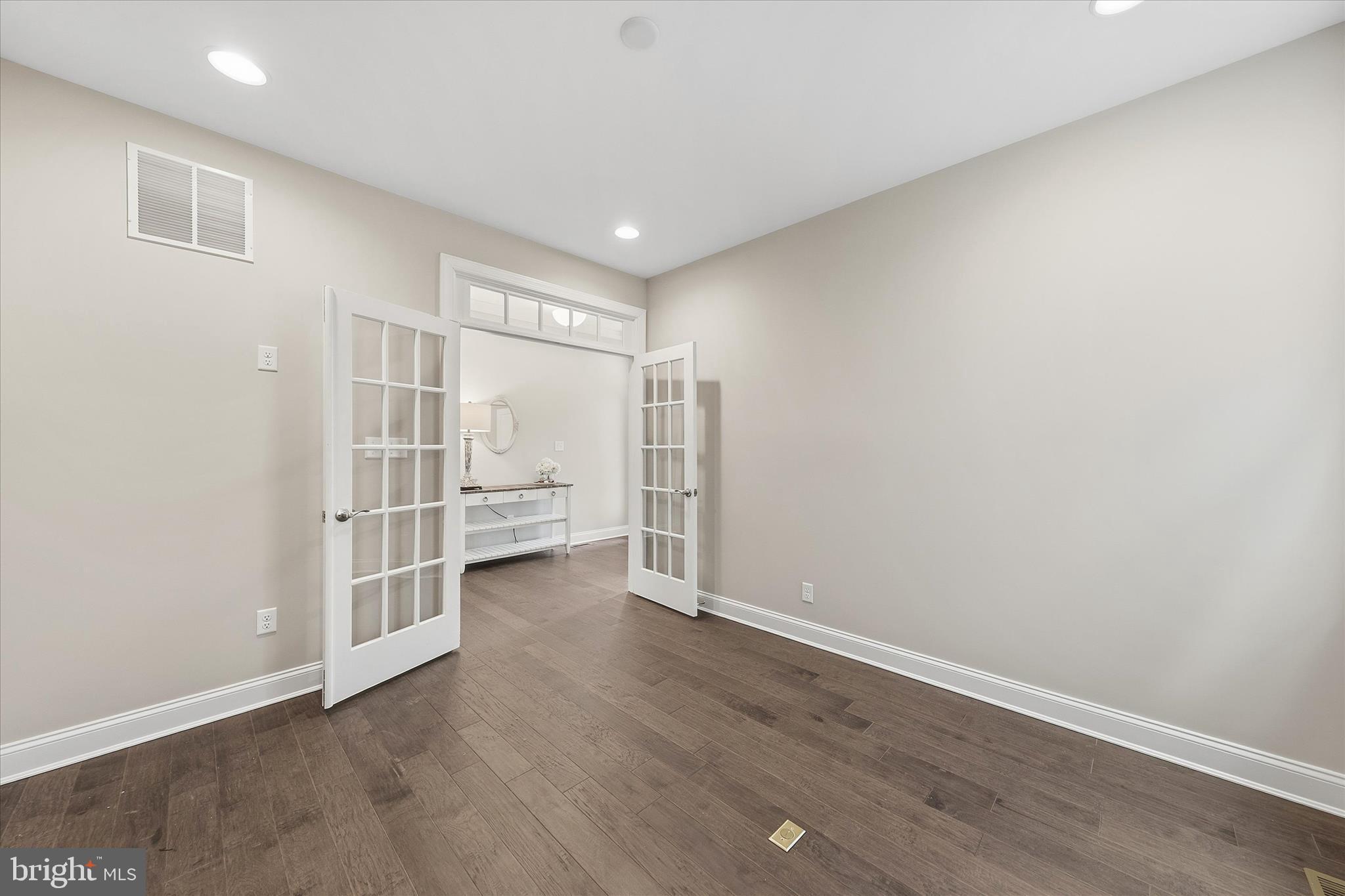 MARLIN CHASE - Residential