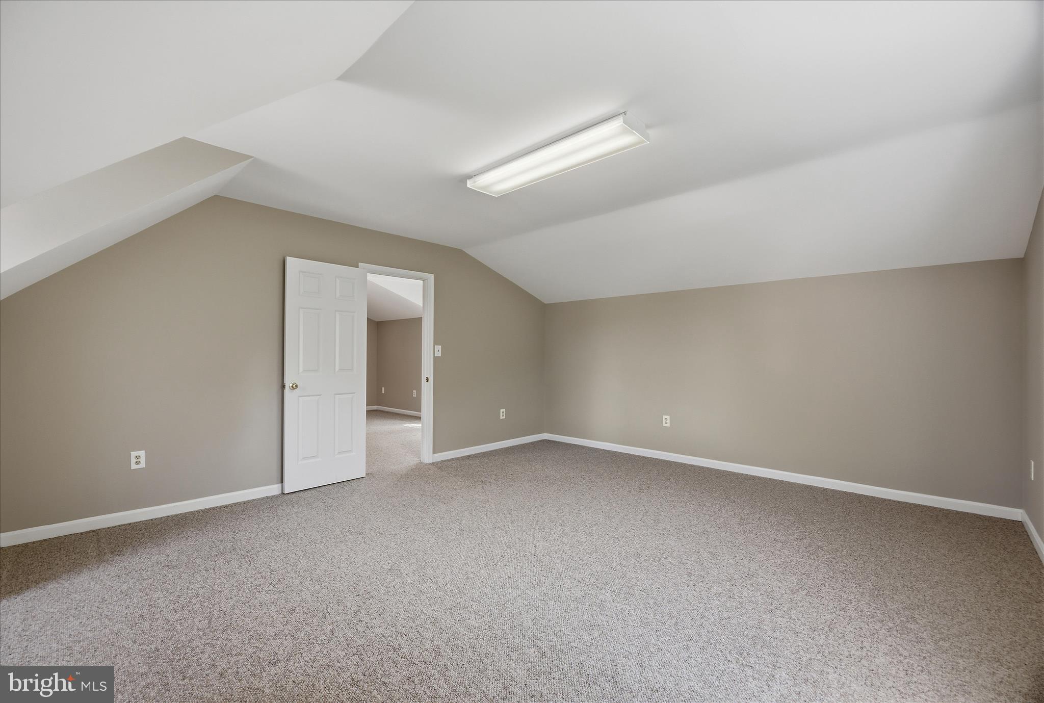WHITEHURST - Residential